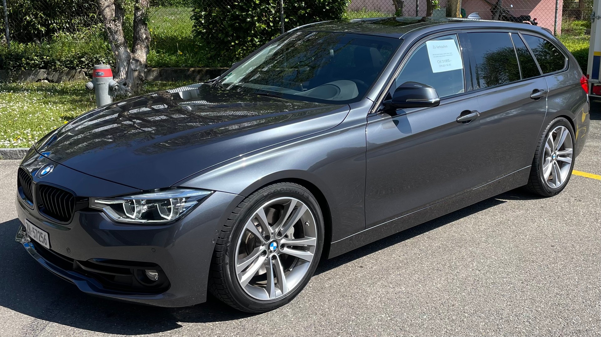BMW 340i xDrive-image-2