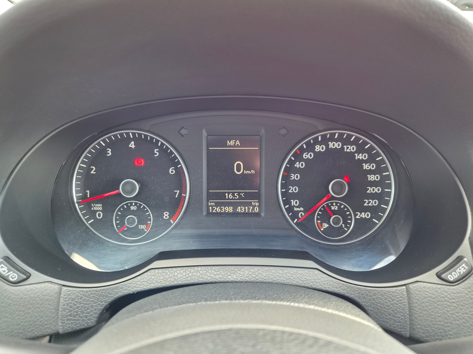 VW Sharan 1.4 TSI BlueMotion Technology Comfortline Ausführung 7 Sitzplätze-image-16