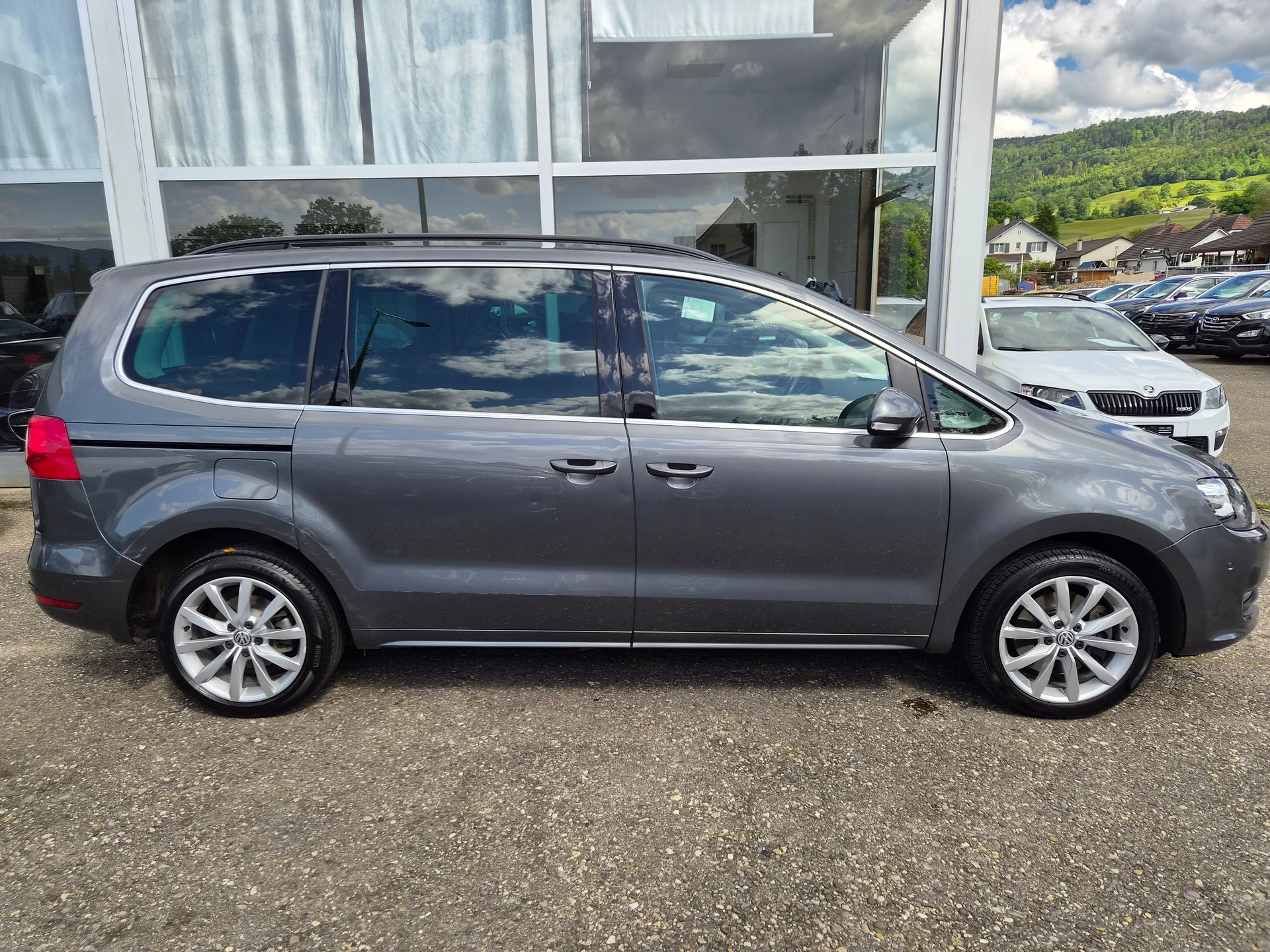 VW Sharan 1.4 TSI BlueMotion Technology Comfortline Ausführung 7 Sitzplätze-image-6