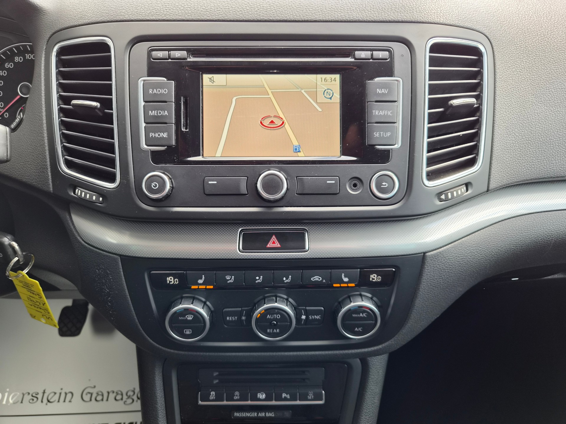 VW Sharan 1.4 TSI BlueMotion Technology Comfortline Ausführung 7 Sitzplätze-image-18