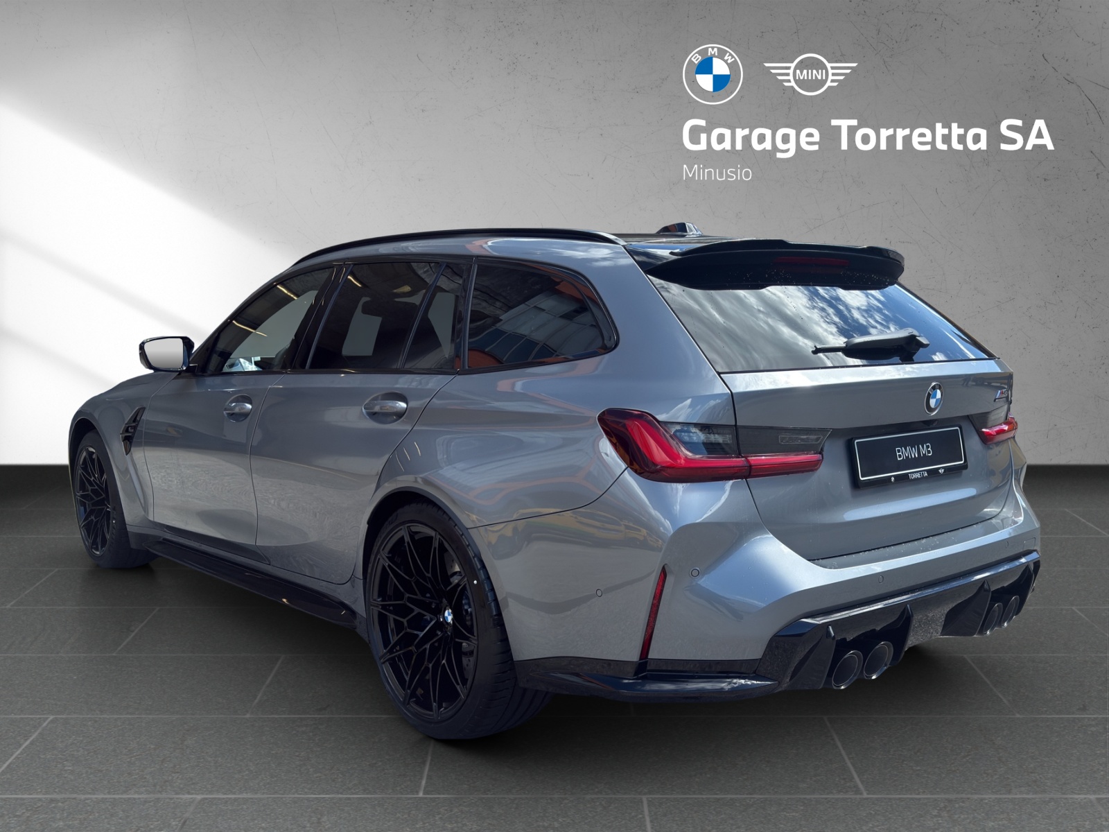 BMW M3 Touring xDrive Competition M-image-2