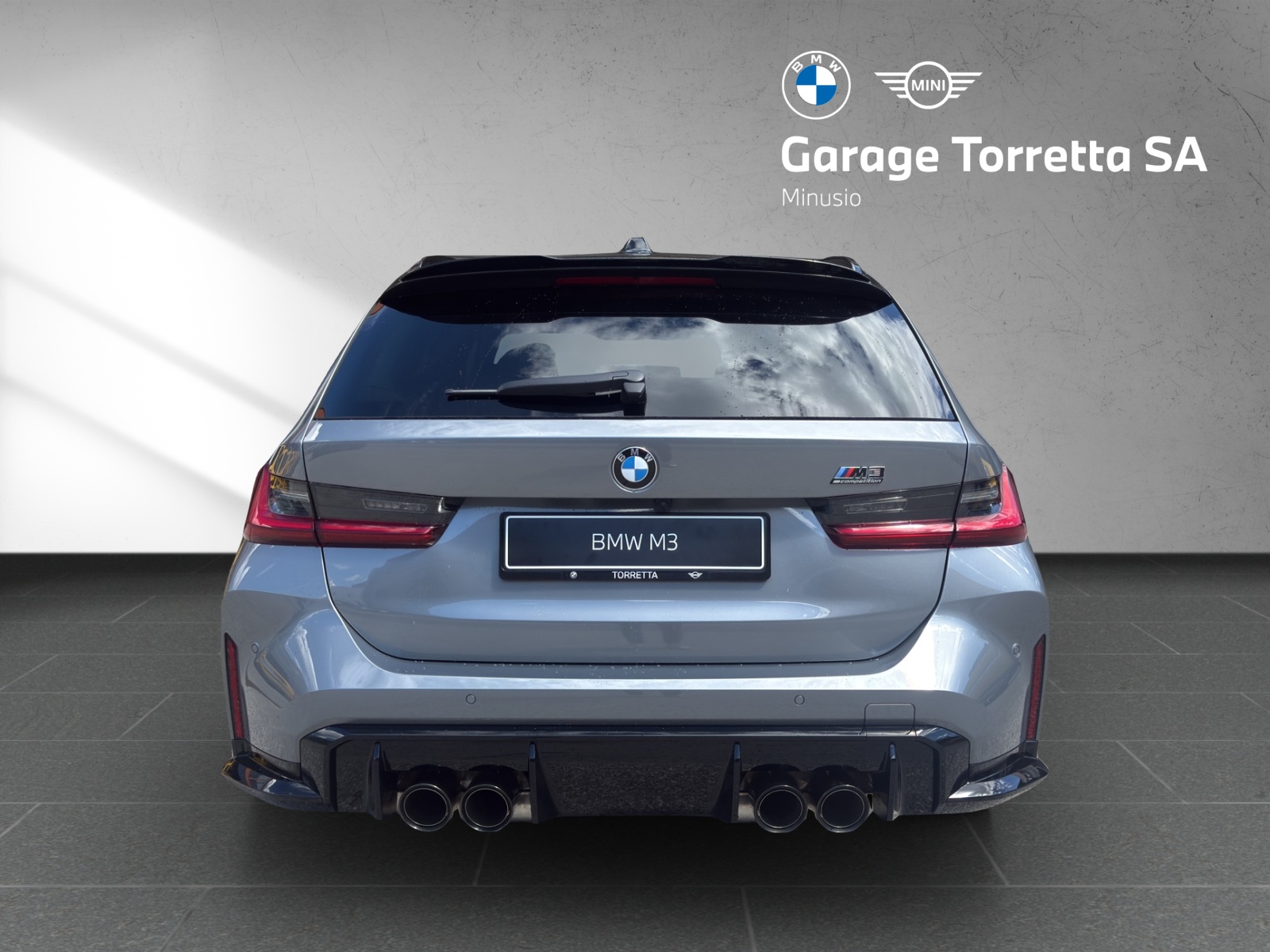 BMW M3 Touring xDrive Competition M-image-3
