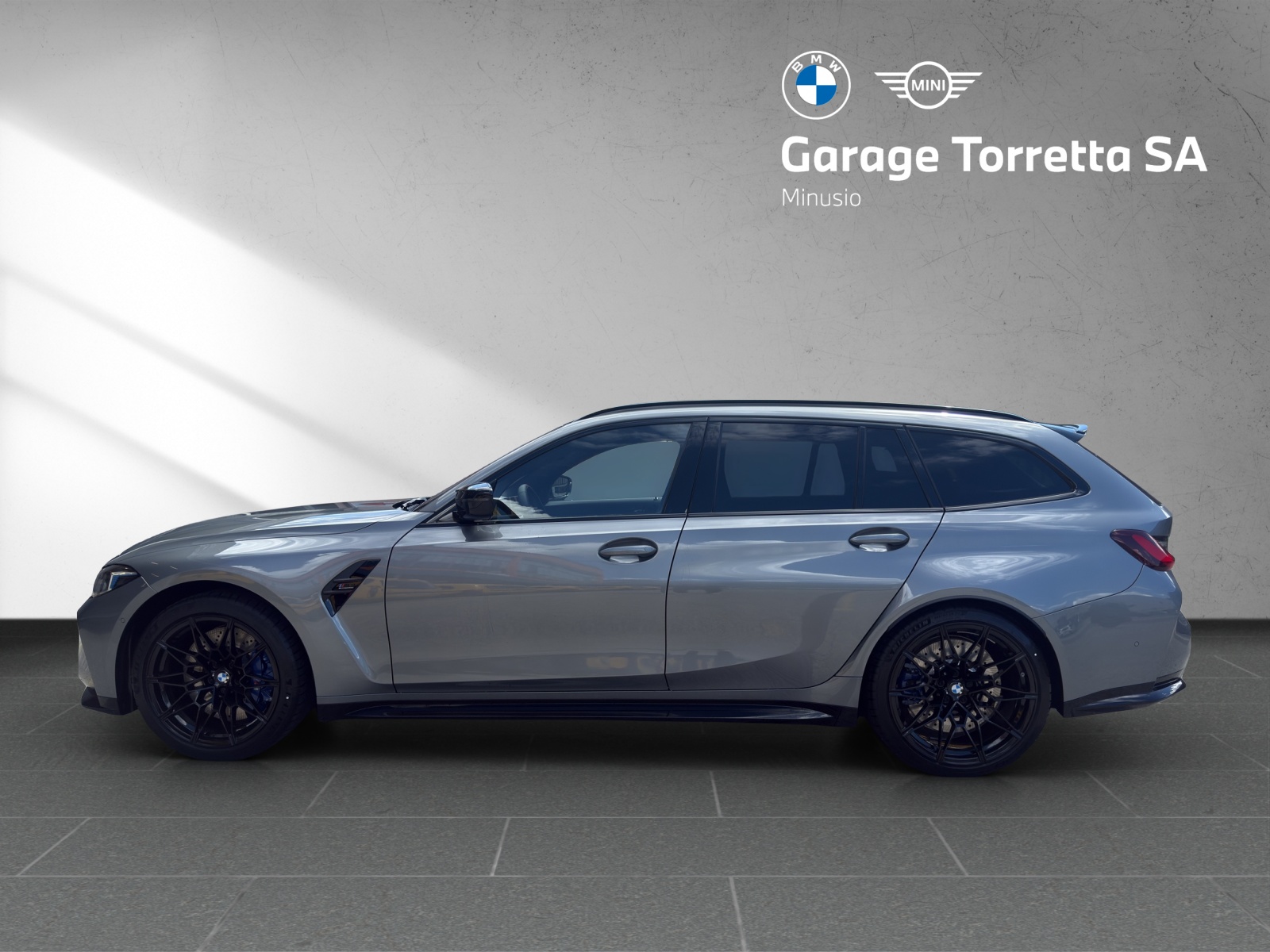 BMW M3 Touring xDrive Competition M-image-1