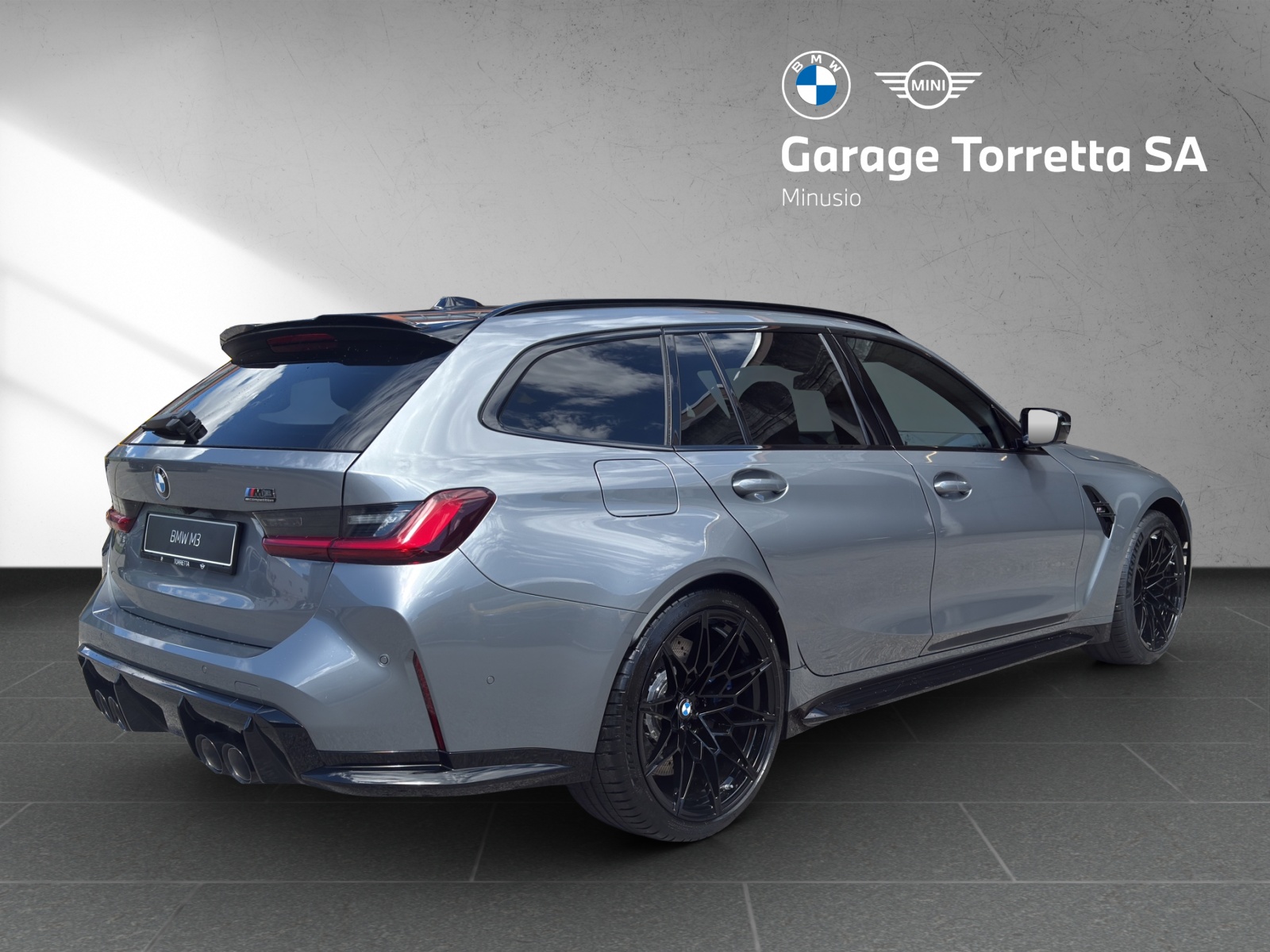 BMW M3 Touring xDrive Competition M-image-4