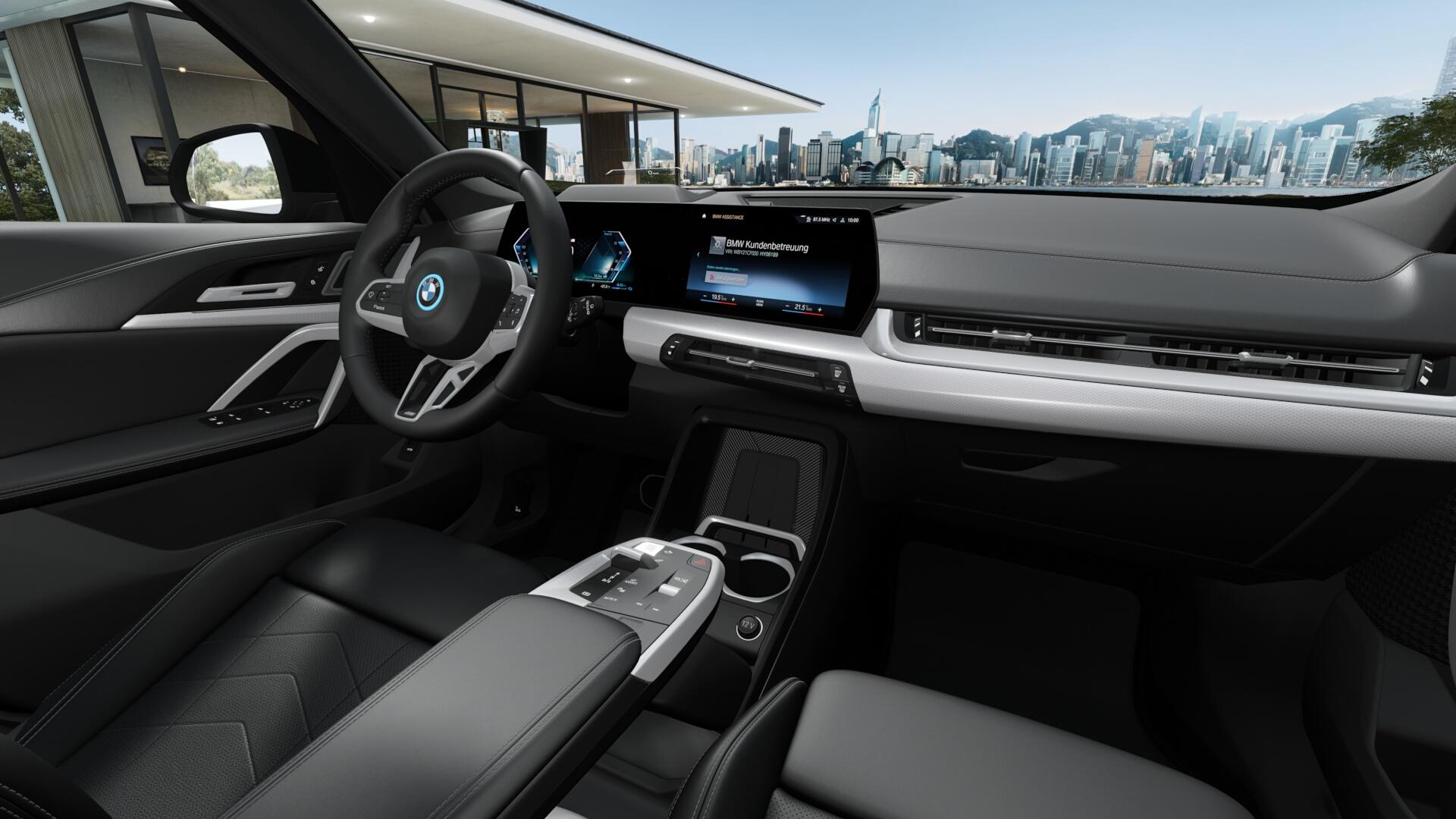 BMW X1 25e xDrive paddles-image-3