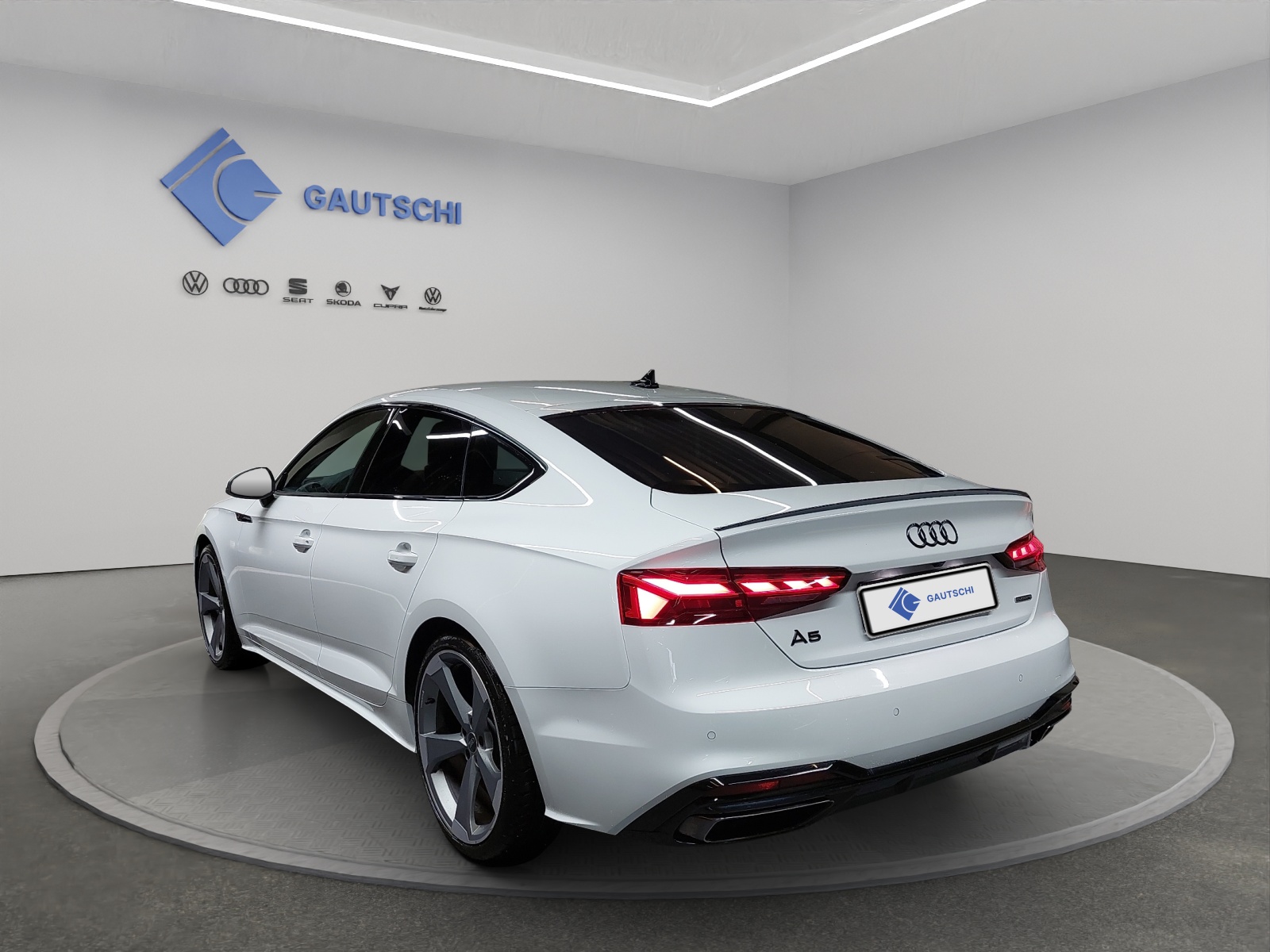 AUDI A5 Sportback 40 TDI S-Line Attraction quattro S-tronic-image-2