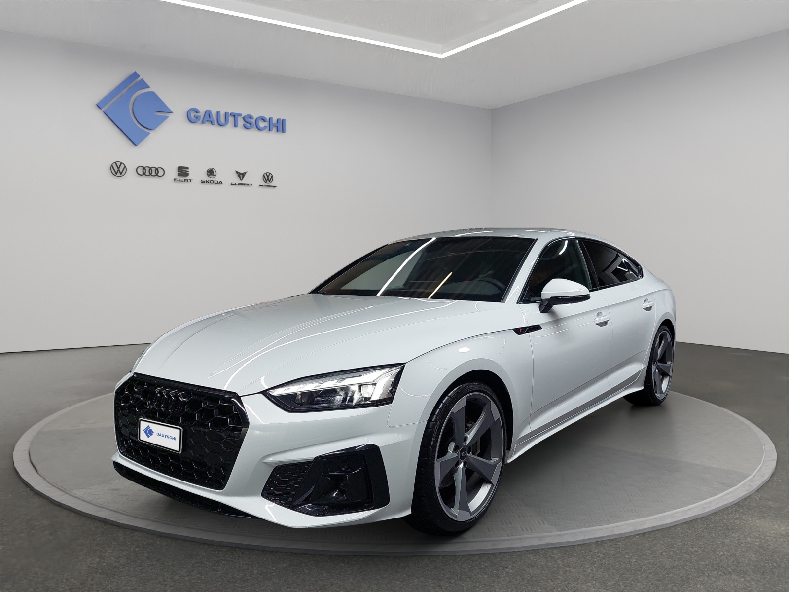 AUDI A5 Sportback 40 TDI S-Line Attraction quattro S-tronic — slika 1