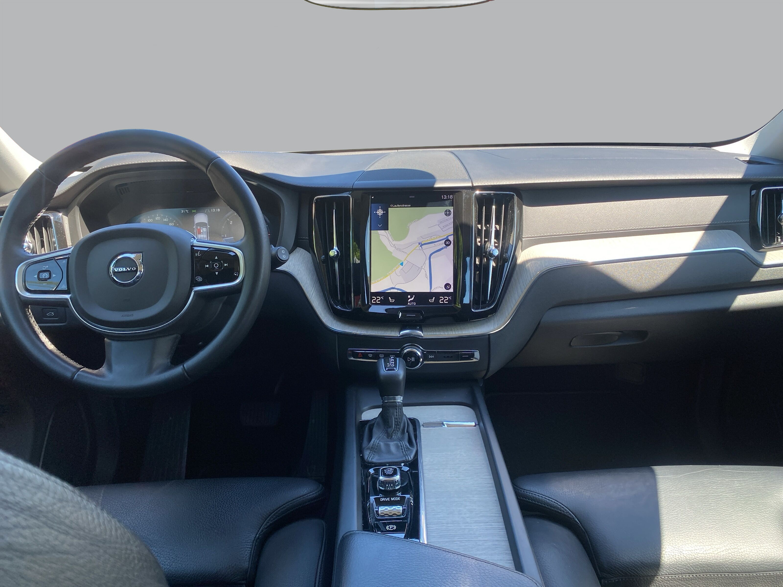 VOLVO XC60 D4 AWD Inscription Geartronic-image-9