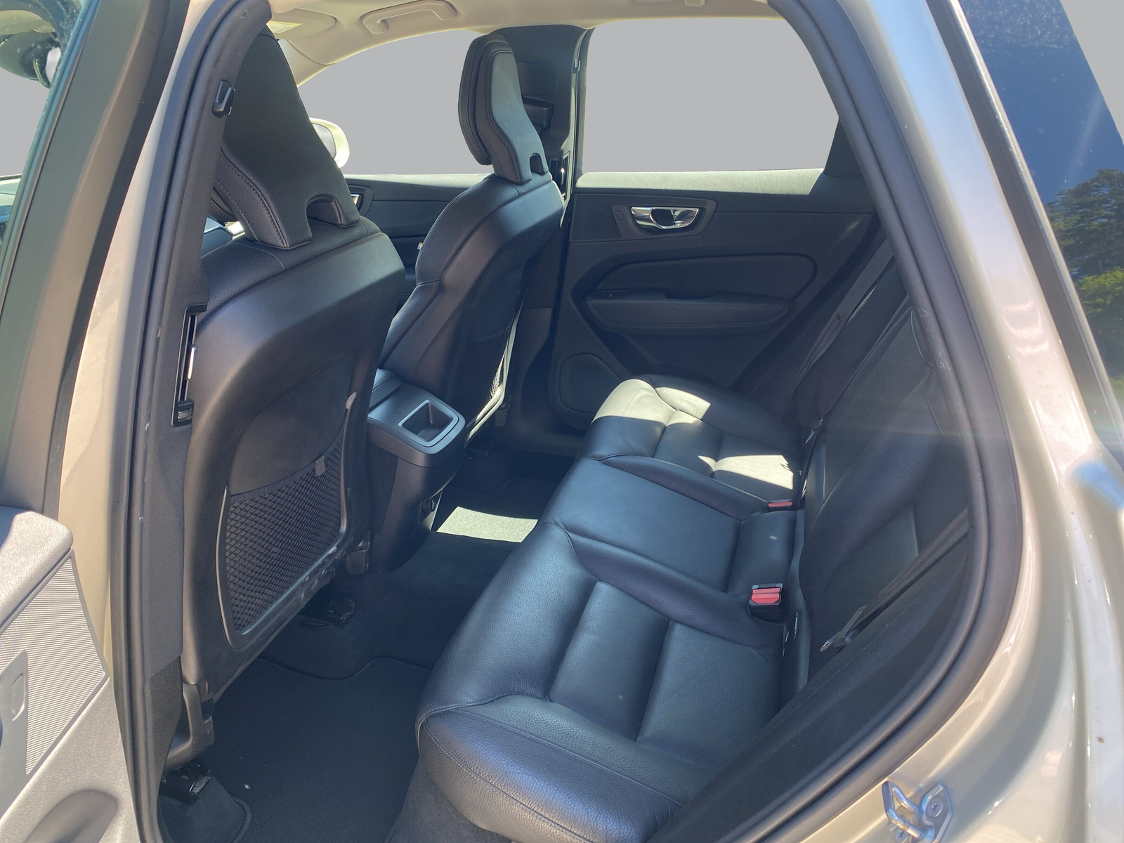 VOLVO XC60 D4 AWD Inscription Geartronic-image-8