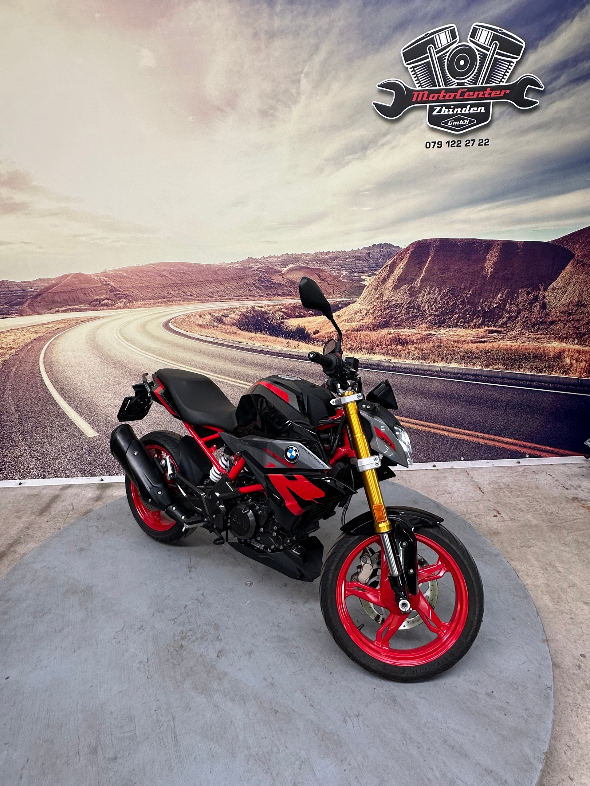 BMW G 310 R-showroom-element-1