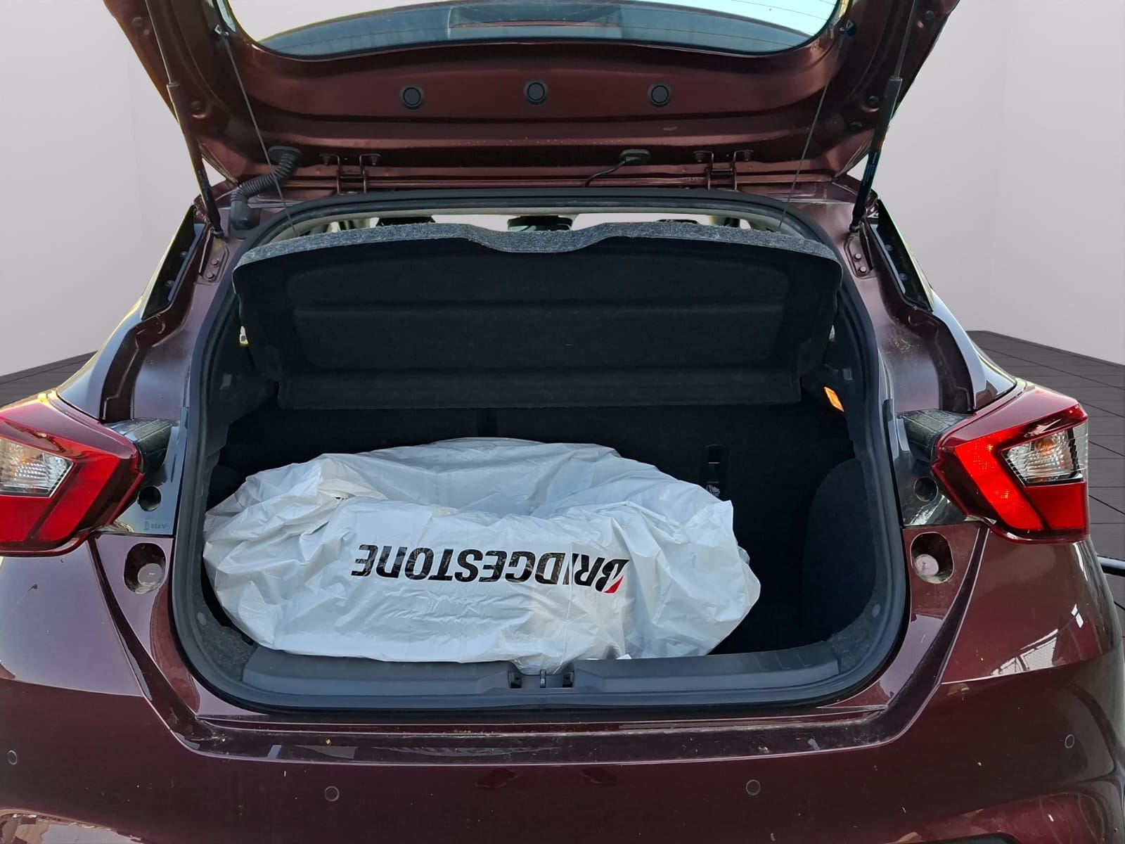 NISSAN Micra IG-T acenta Xtronic-image-6