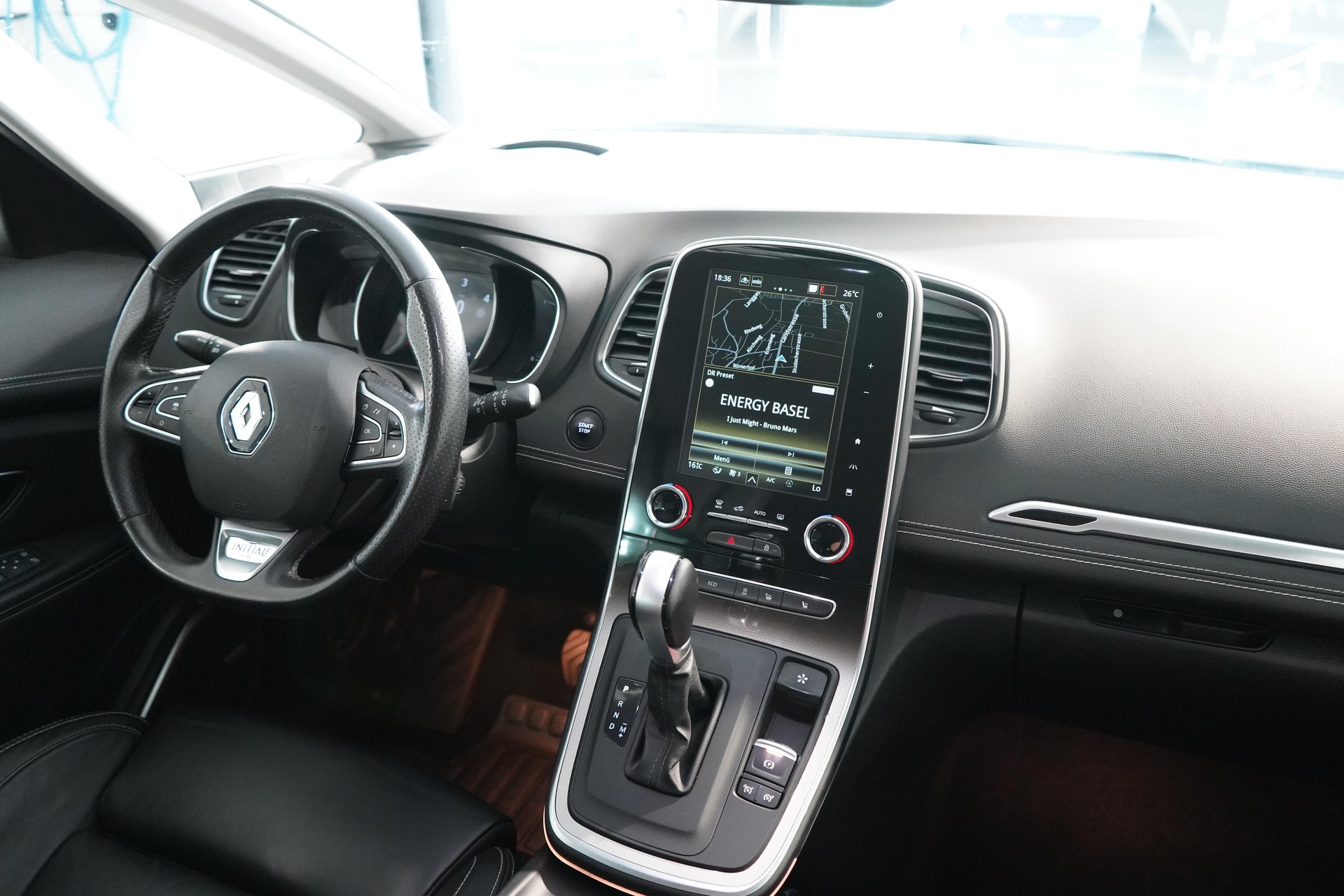 RENAULT Grand Scénic 1.8 Blue dCi 150 Intens EDC-image-10
