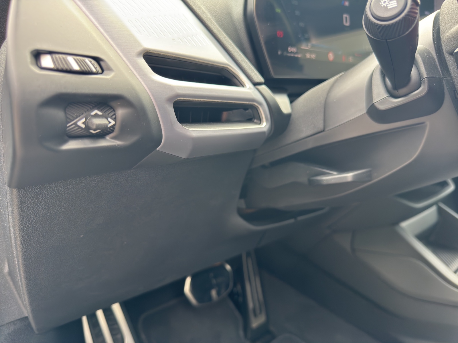 BMW M135i xDrive-image-15