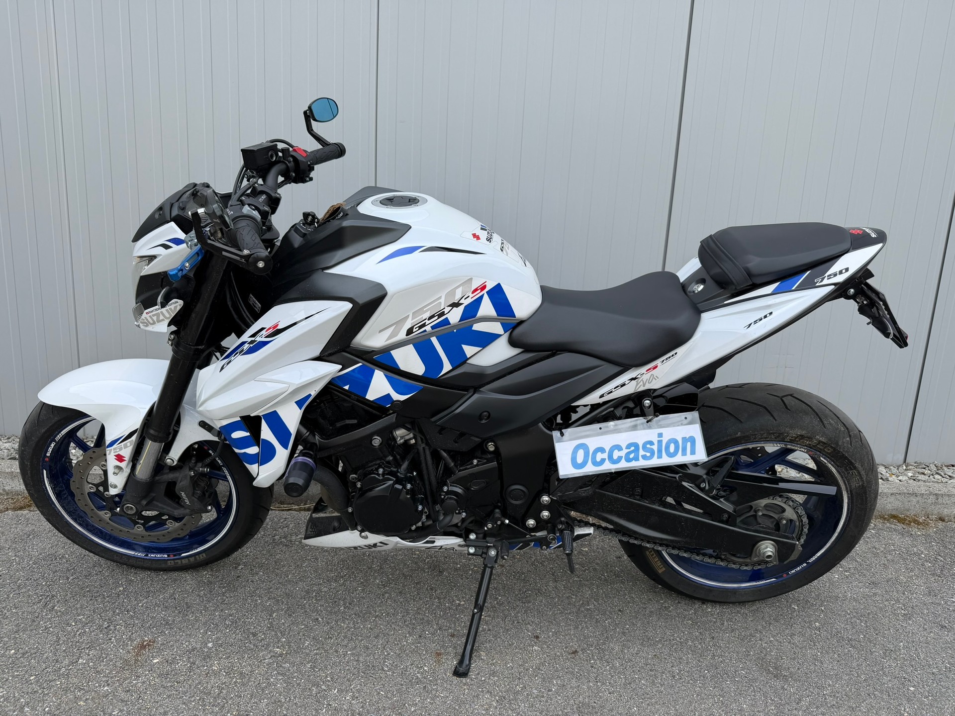 SUZUKI GSX-S 750 ABS-showroom-element-1