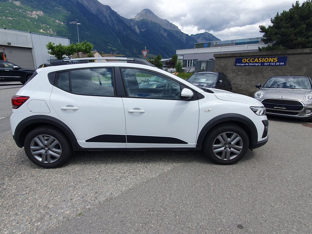 DACIA Sandero Stepway TCe 90 Comfort-image-4