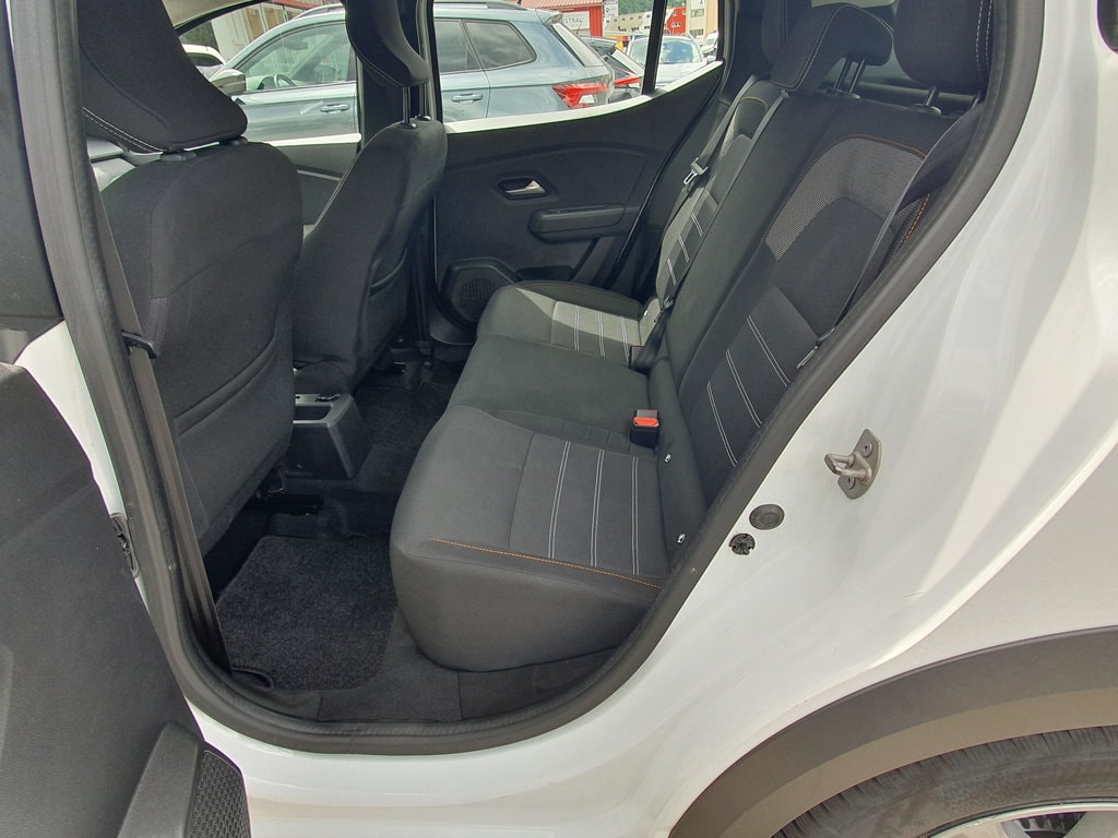 DACIA Sandero Stepway TCe 90 Comfort-image-9