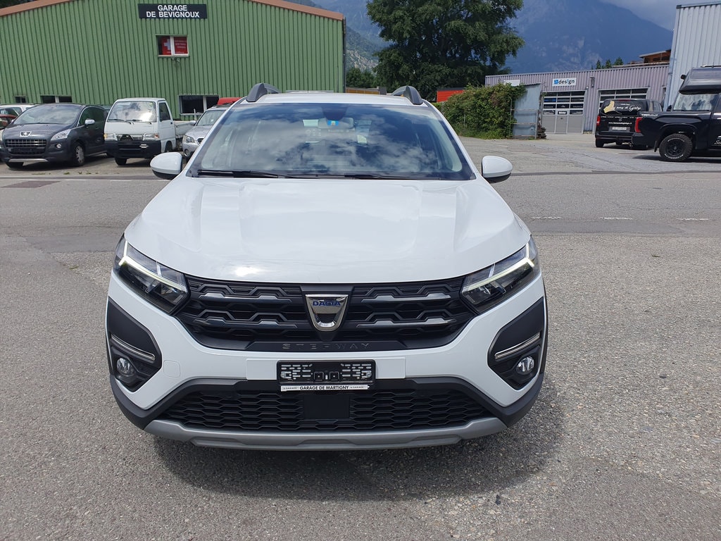 DACIA Sandero Stepway TCe 90 Comfort-image-2