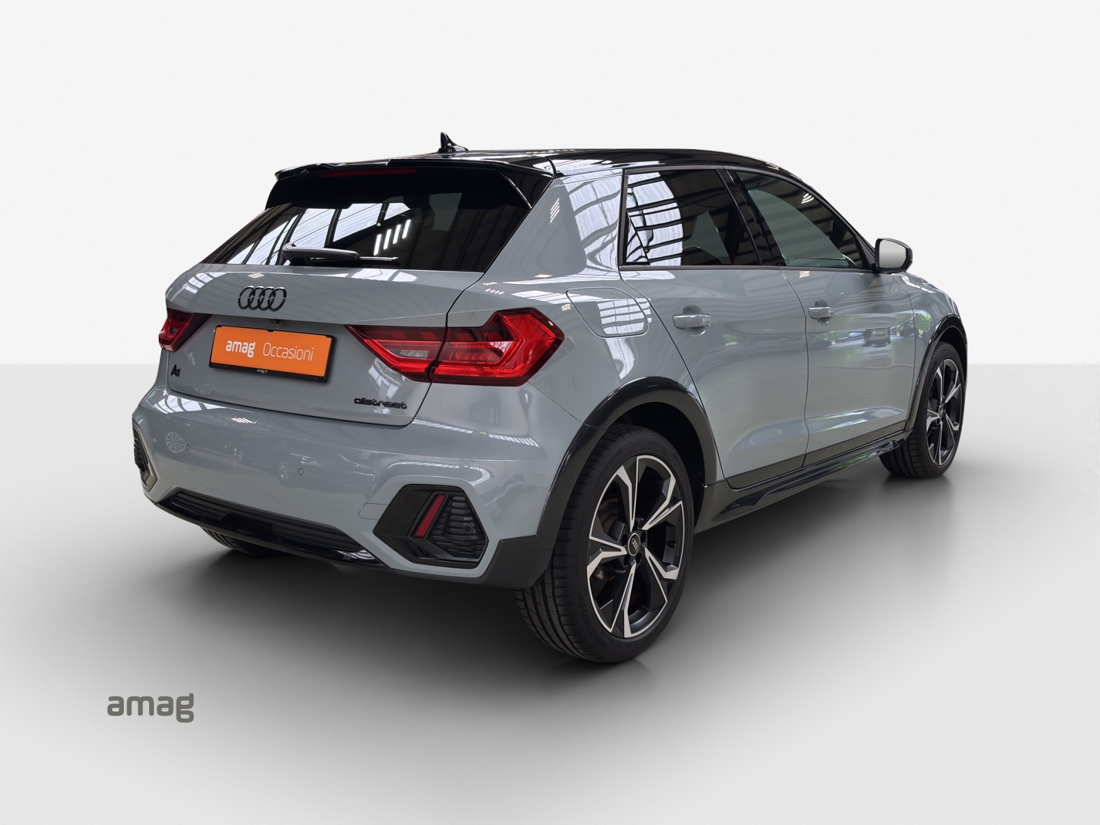 AUDI A1 allstreet 30 TFSI Attraction S-tronic-image-4