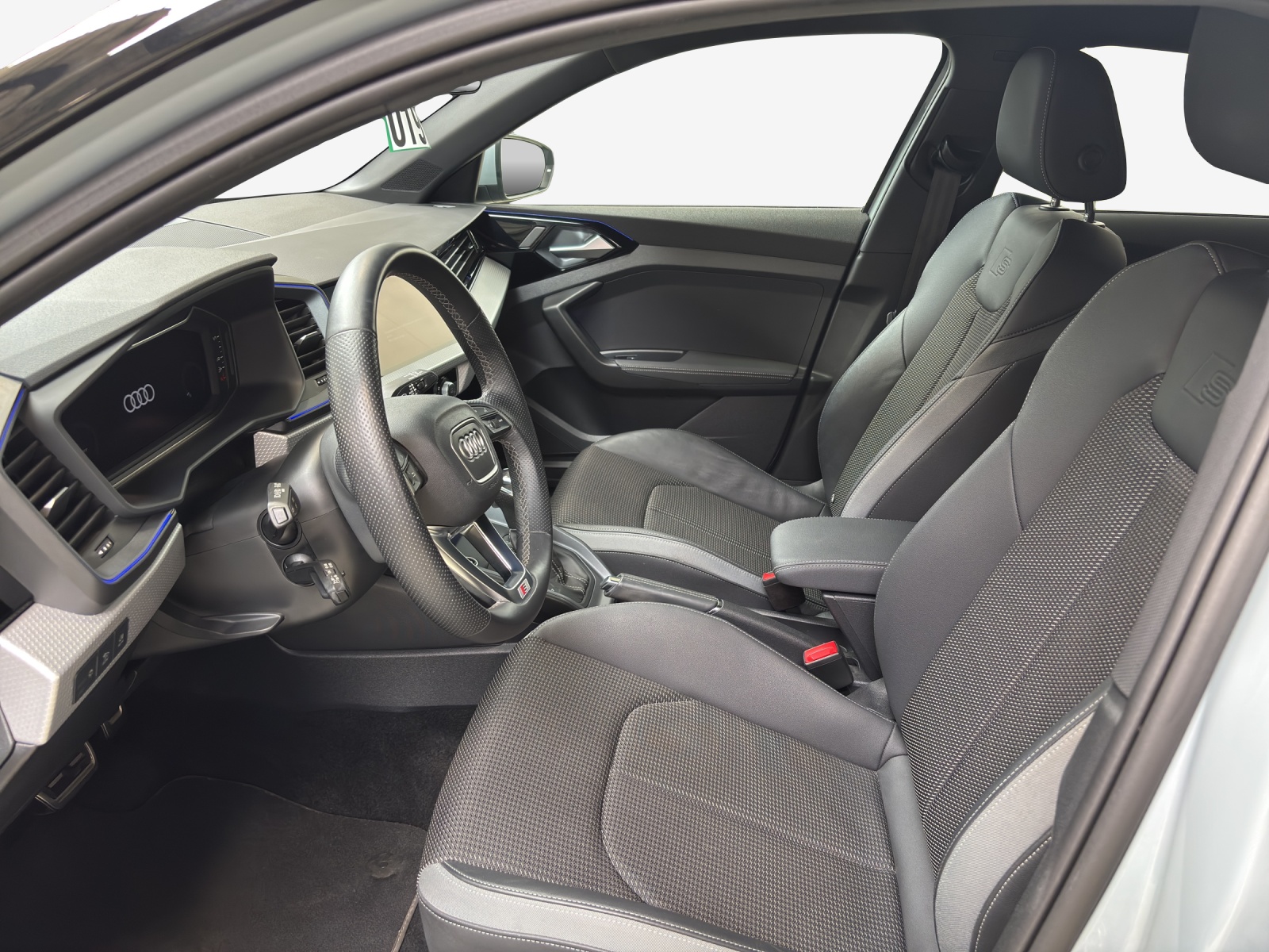 AUDI A1 allstreet 30 TFSI Attraction S-tronic-image-7
