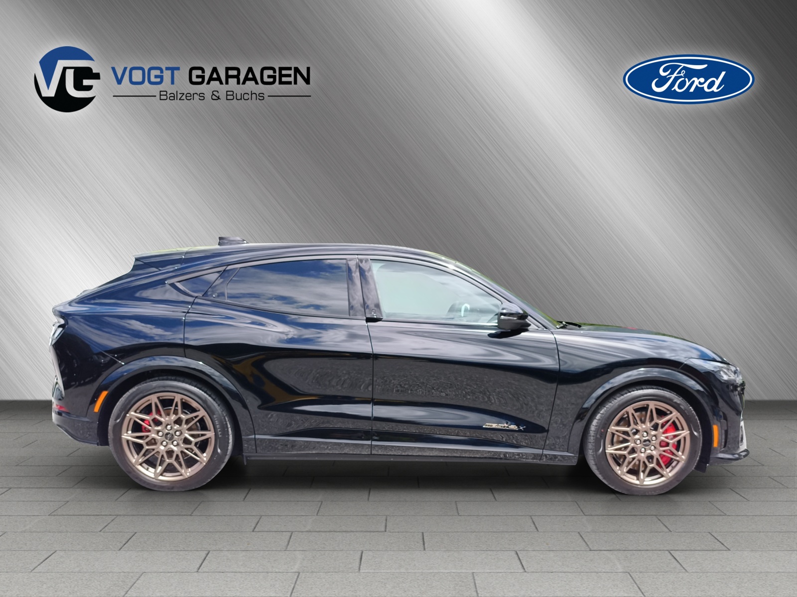 FORD Mustang Mach-E GT AWD-image-6