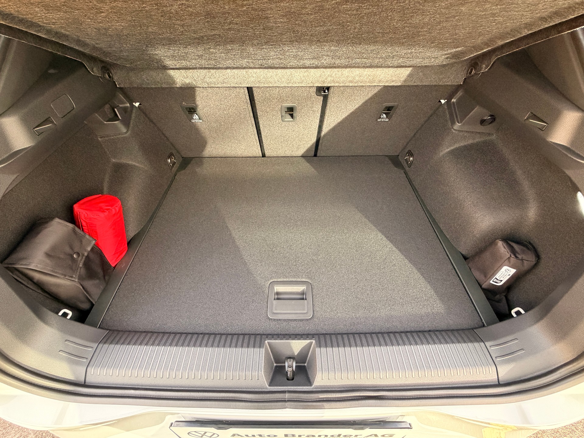VW T-Roc 1.5 eTSI mHEV R-Line DSG-image-23