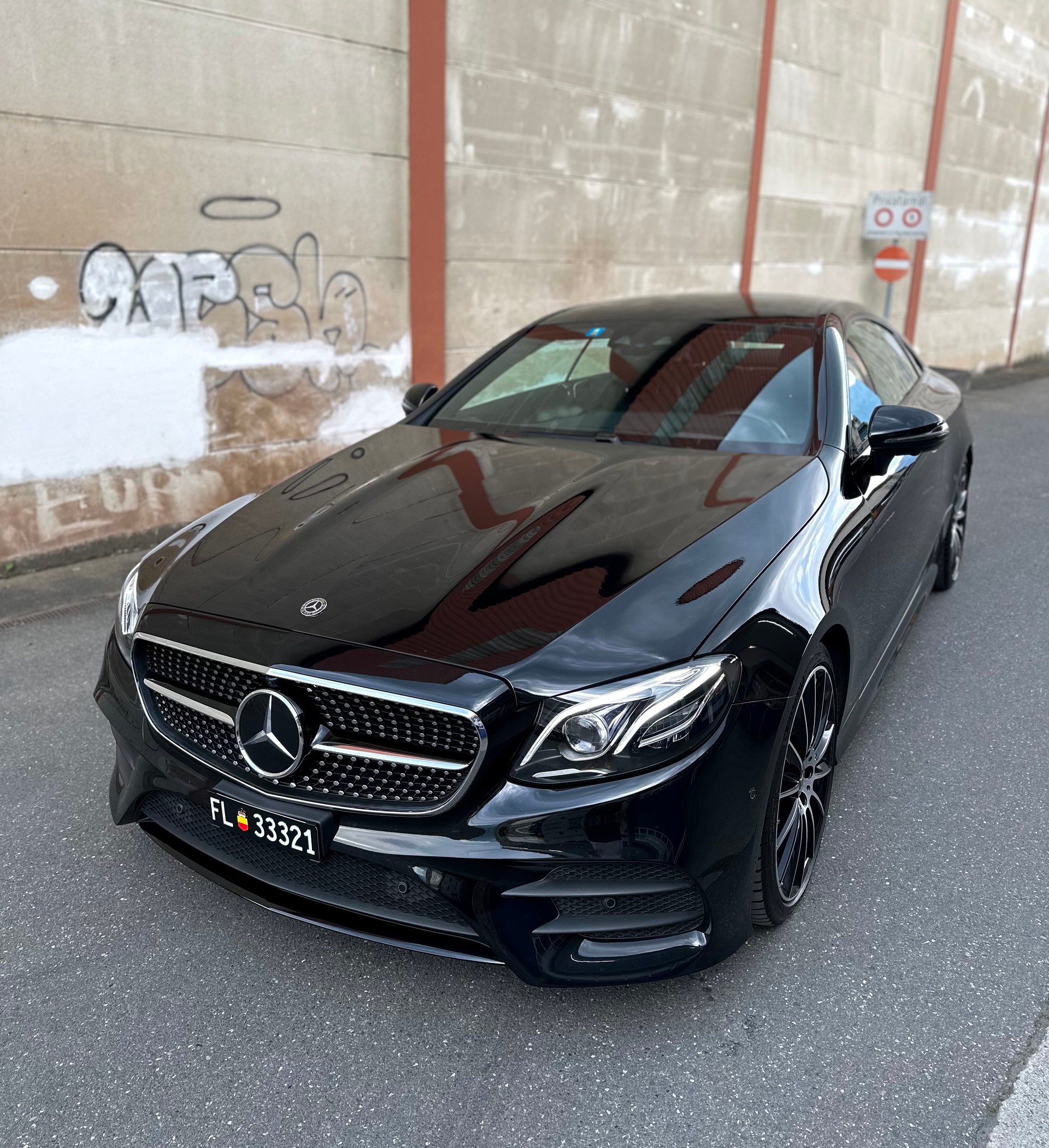 MERCEDES-BENZ E 450 AMG Line 4matic Coupé-image-0