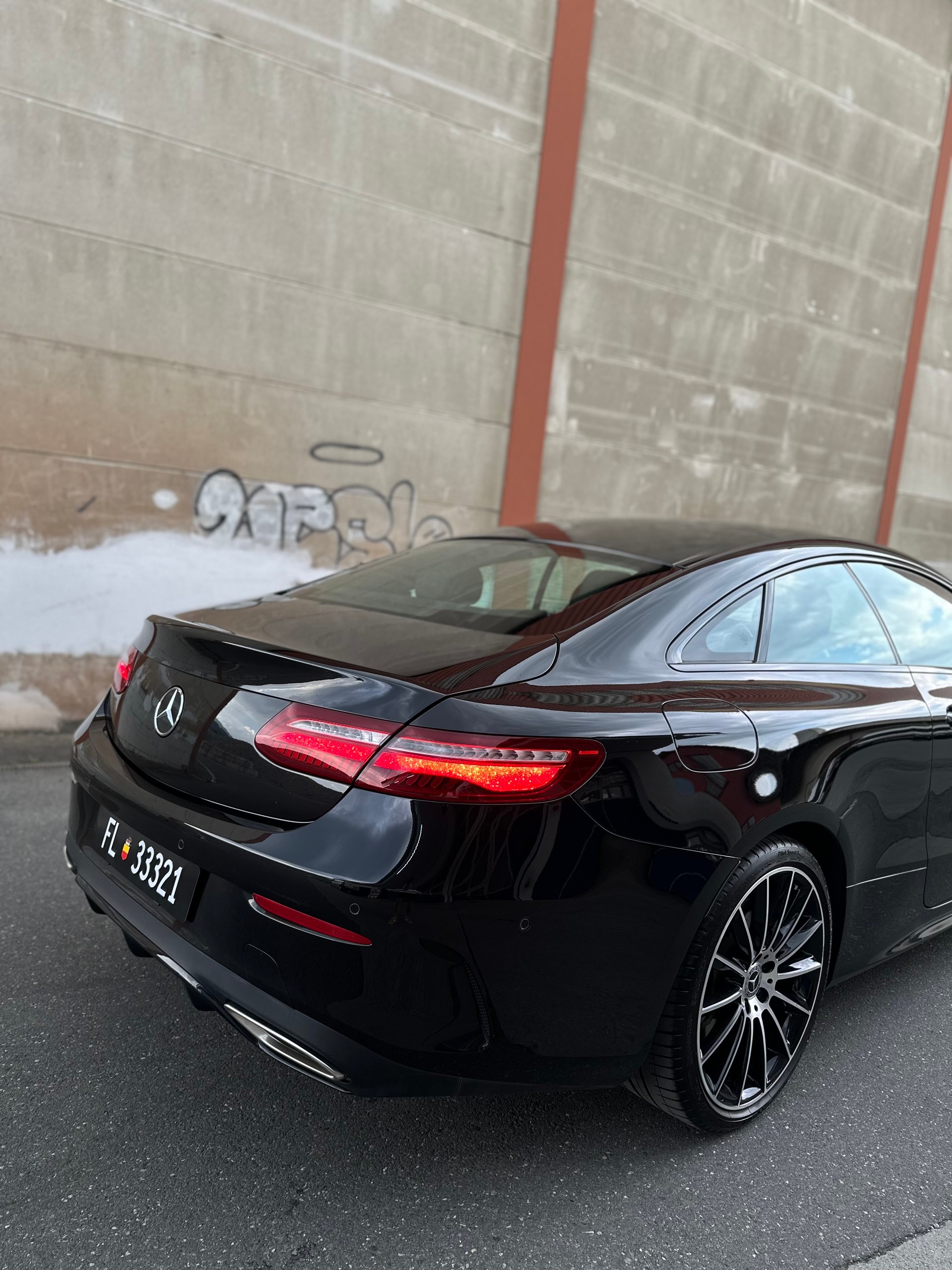 MERCEDES-BENZ E 450 AMG Line 4matic Coupé-image-16