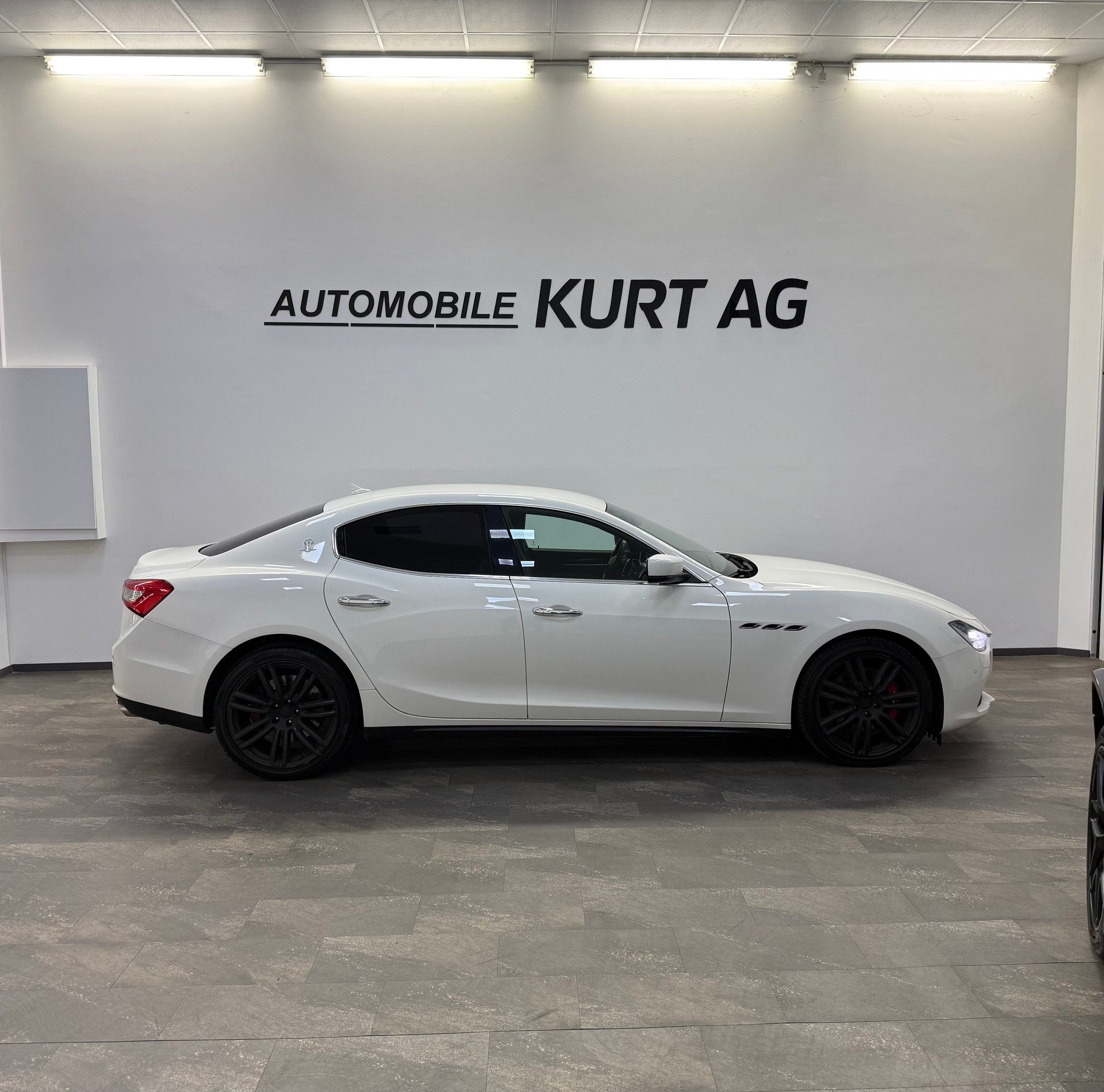 MASERATI Ghibli S Q4 3.0 V6 Automatica-image-7