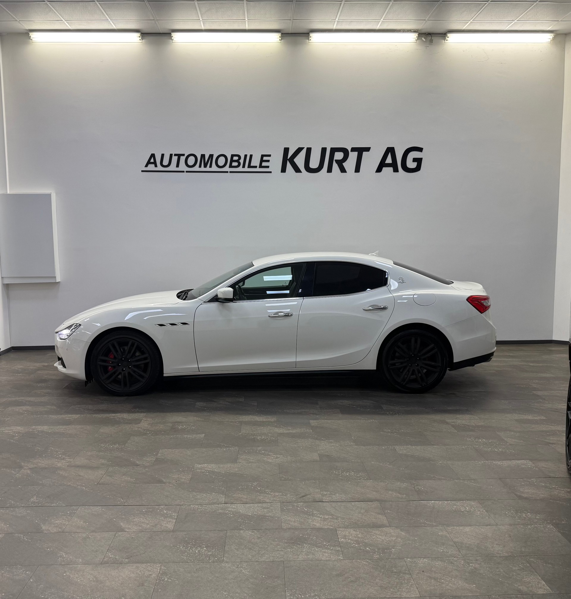 MASERATI Ghibli S Q4 3.0 V6 Automatica-image-2