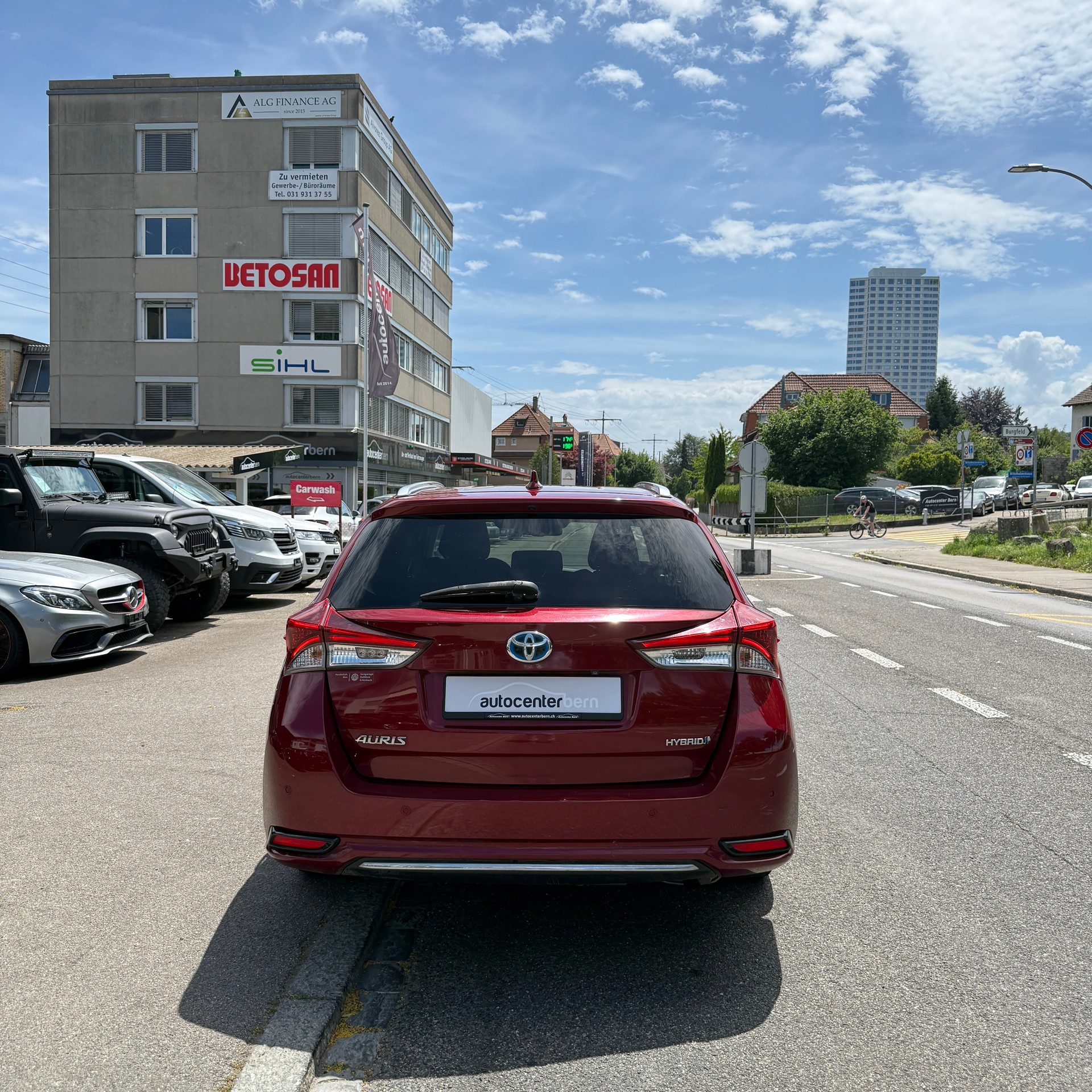TOYOTA Auris Touring Sports 1.8 HSD Trend e-CVT-image-5