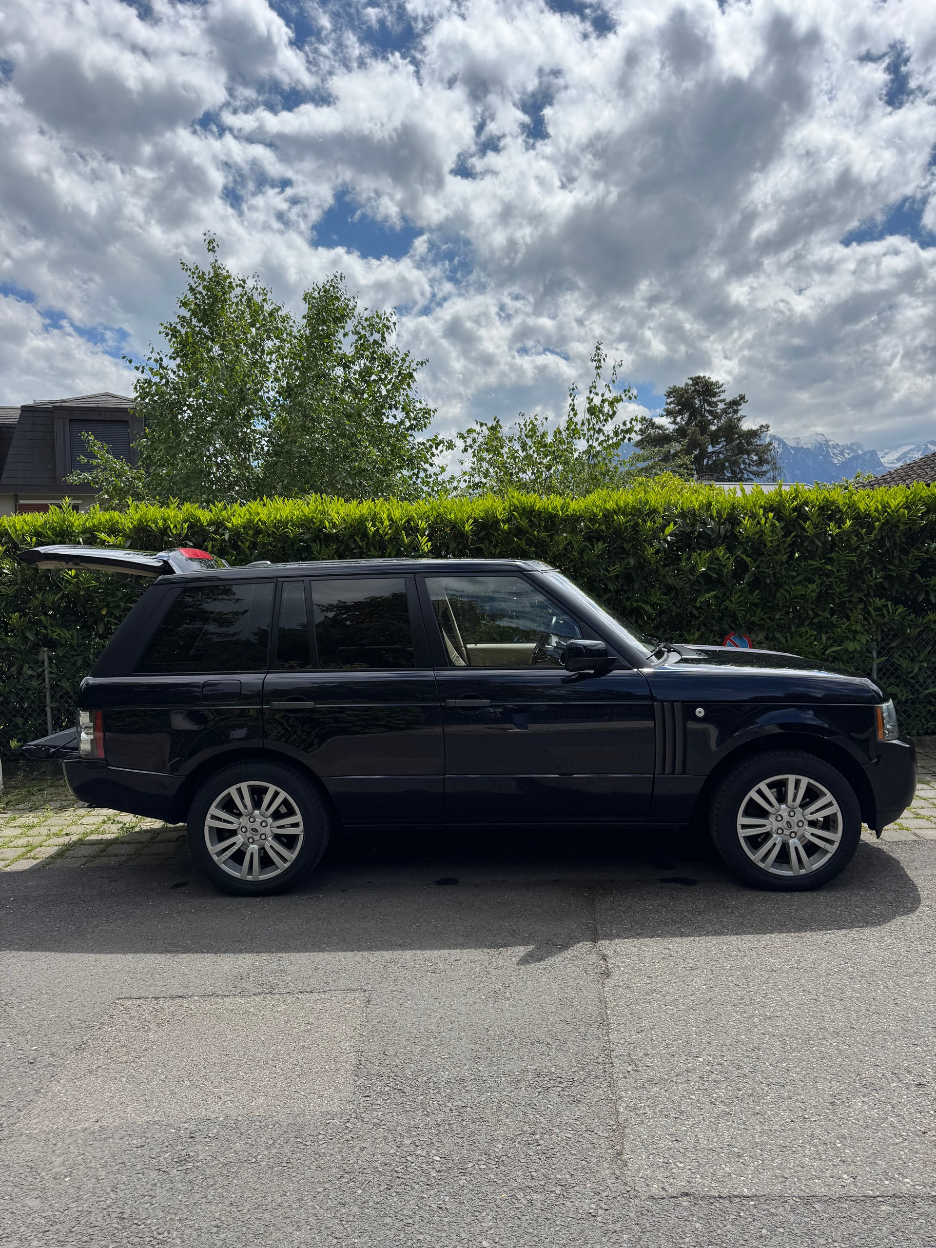 LAND ROVER 3.6 TDV8 Vogue-image-0