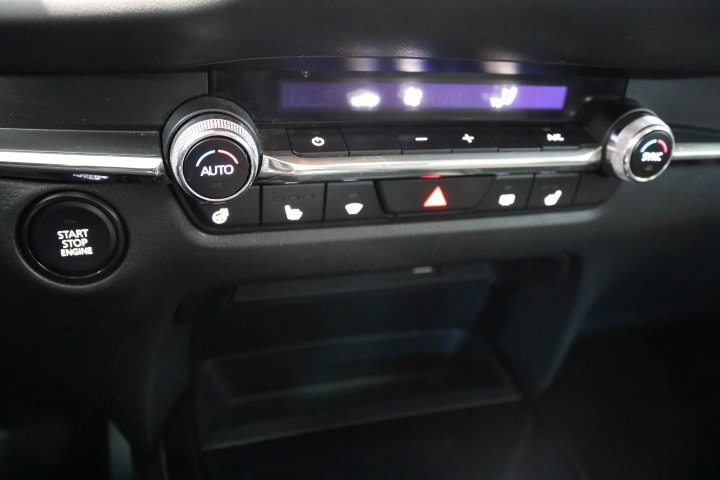 MAZDA CX-30 SKYACTIV-X M Hybrid 180 Ambition Plus FWD-image-28