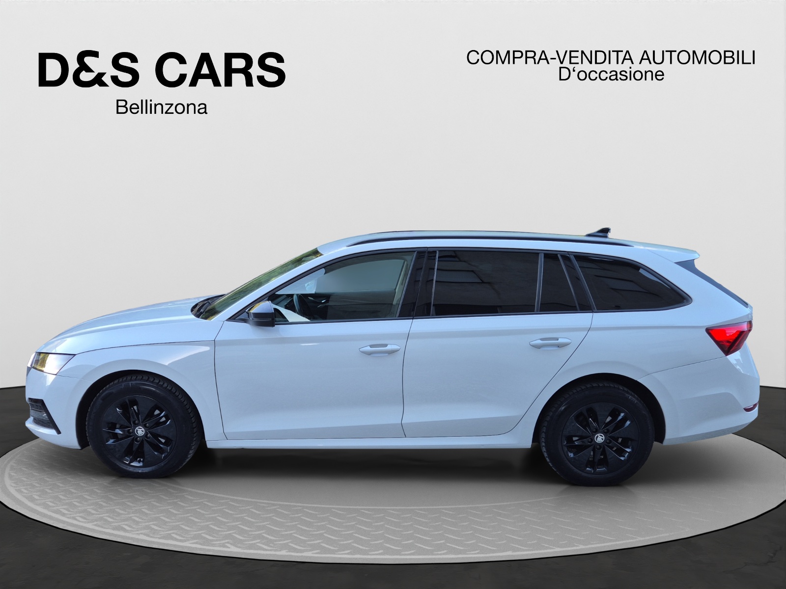 SKODA Octavia Combi 2.0 TDI DSG Ambition-image-2