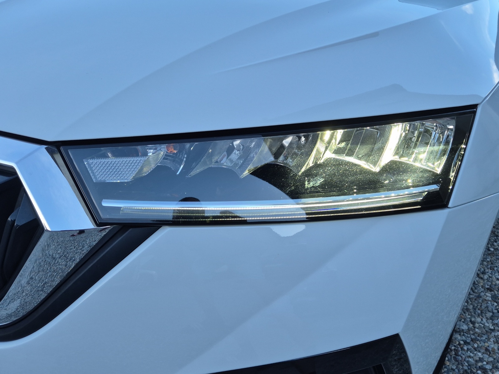 SKODA Octavia Combi 2.0 TDI DSG Ambition-image-1