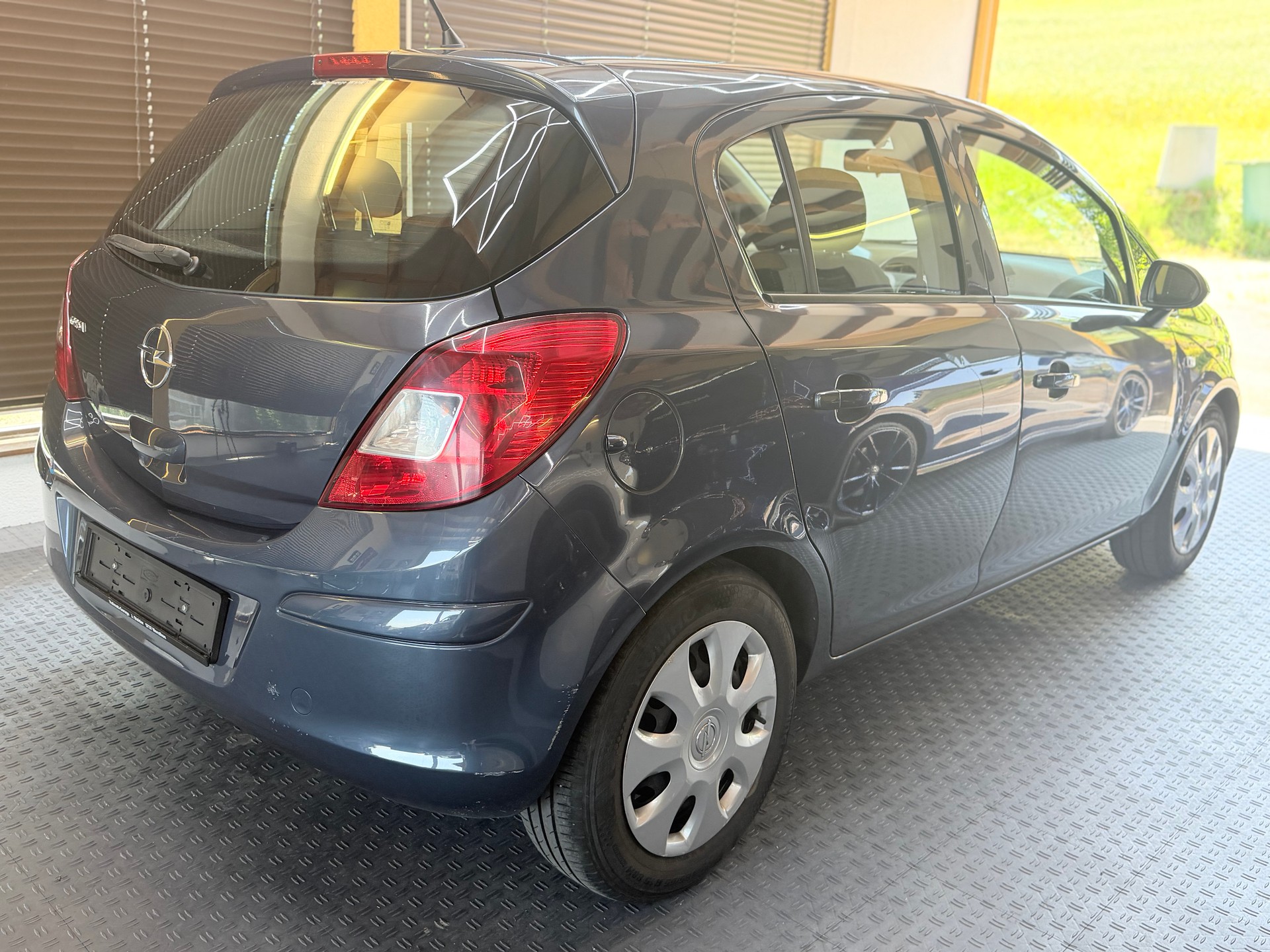 OPEL Corsa 1.4 TP Enjoy-image-3