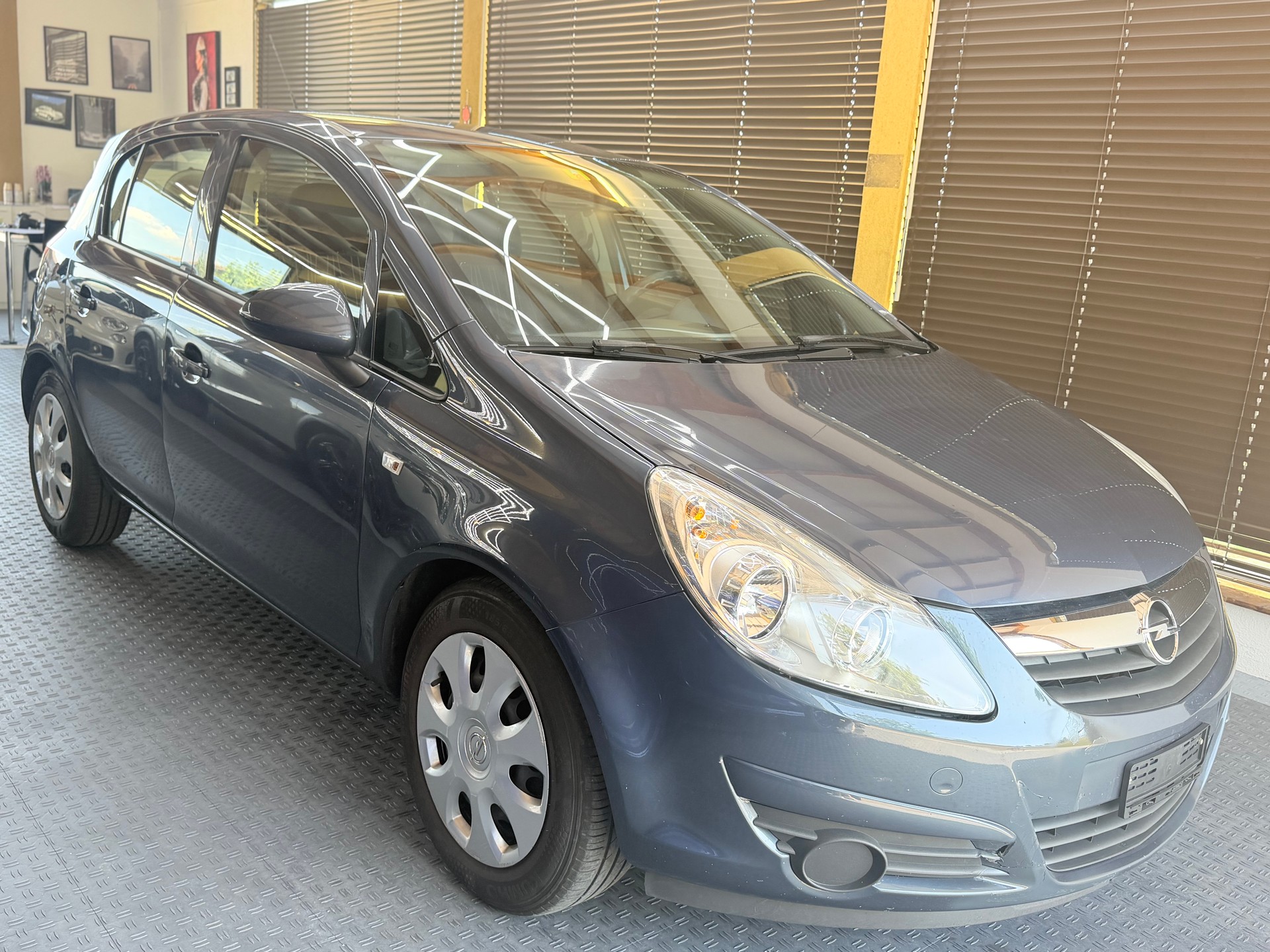 OPEL Corsa 1.4 TP Enjoy-image-2