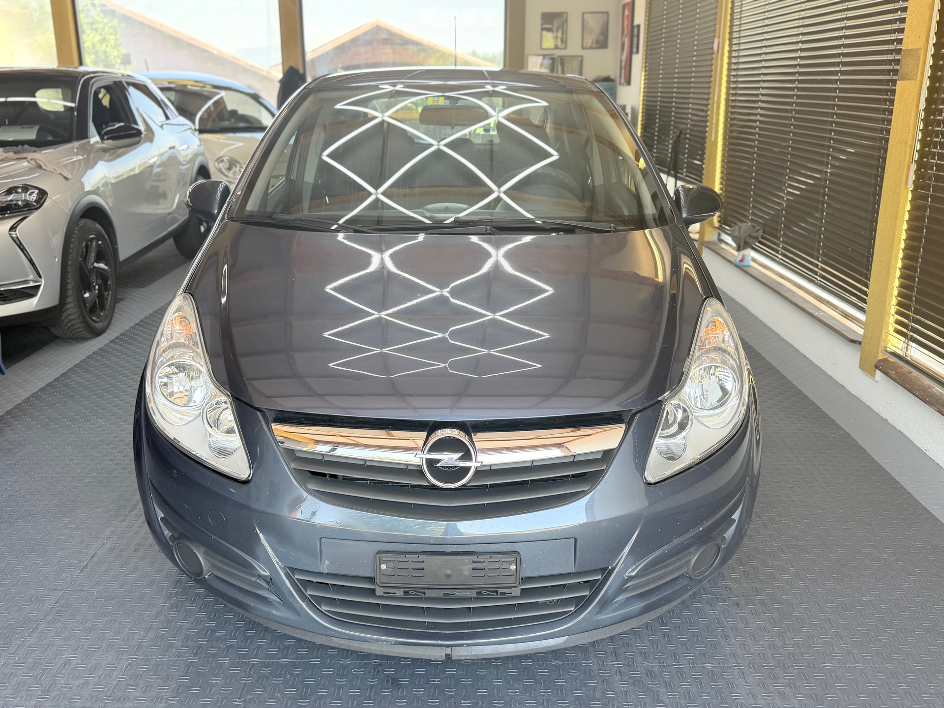 OPEL Corsa 1.4 TP Enjoy-image-1