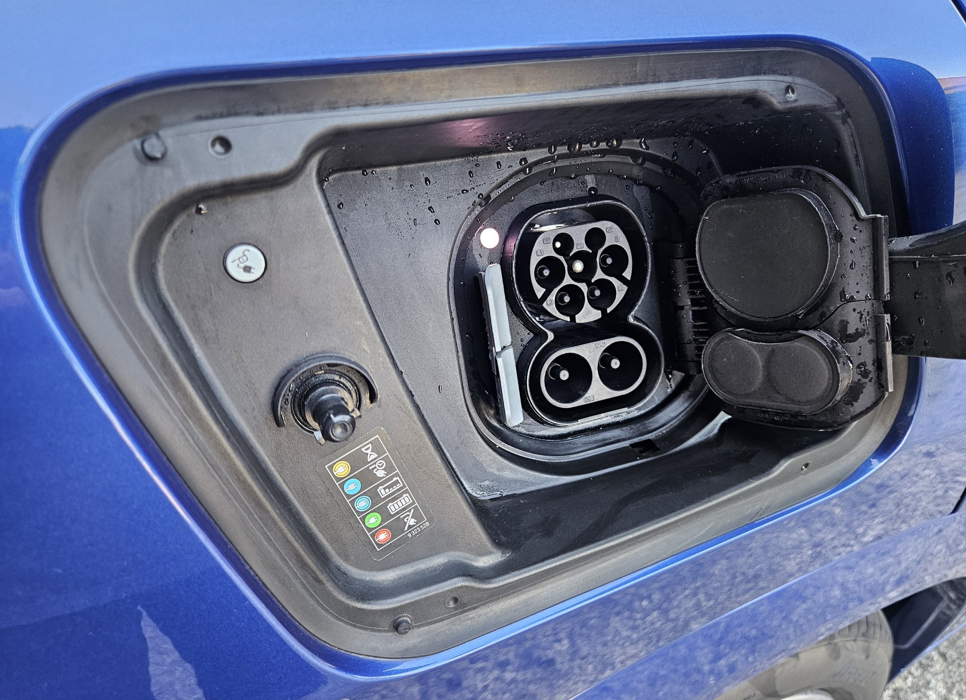 BMW iX2 xDrive 30 M Sport Pro-image-9