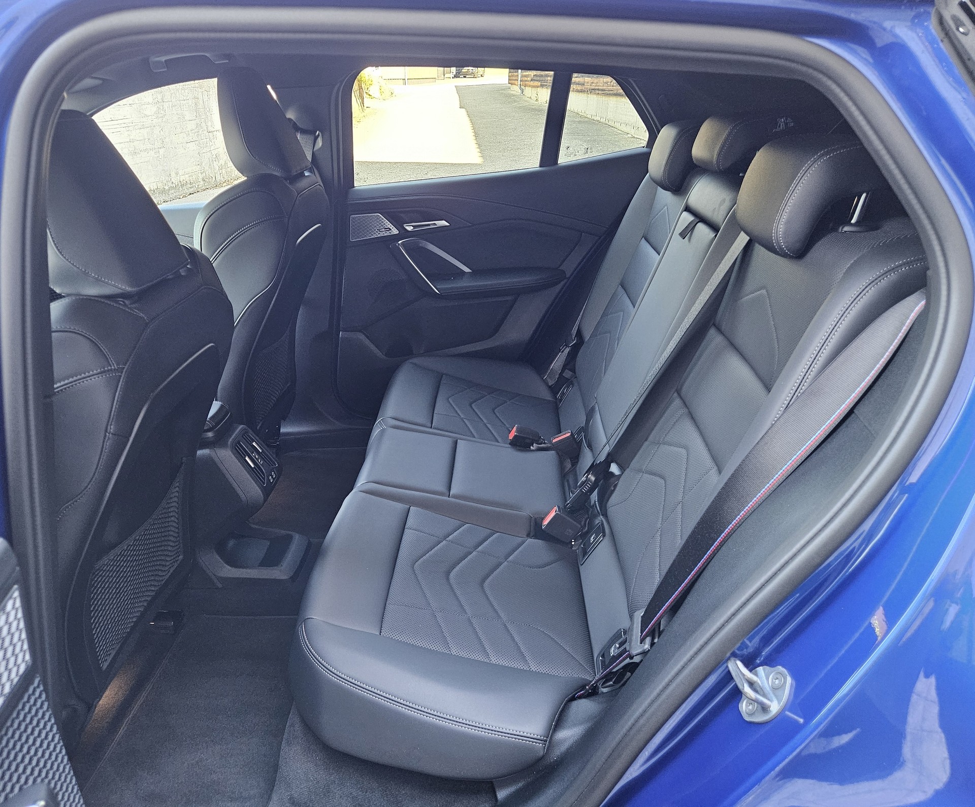 BMW iX2 xDrive 30 M Sport Pro-image-26
