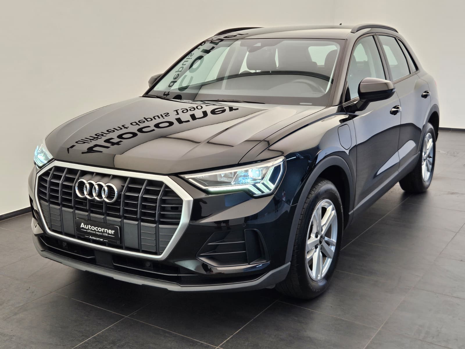 AUDI Q3 45 TFSI e S-tronic-image-2