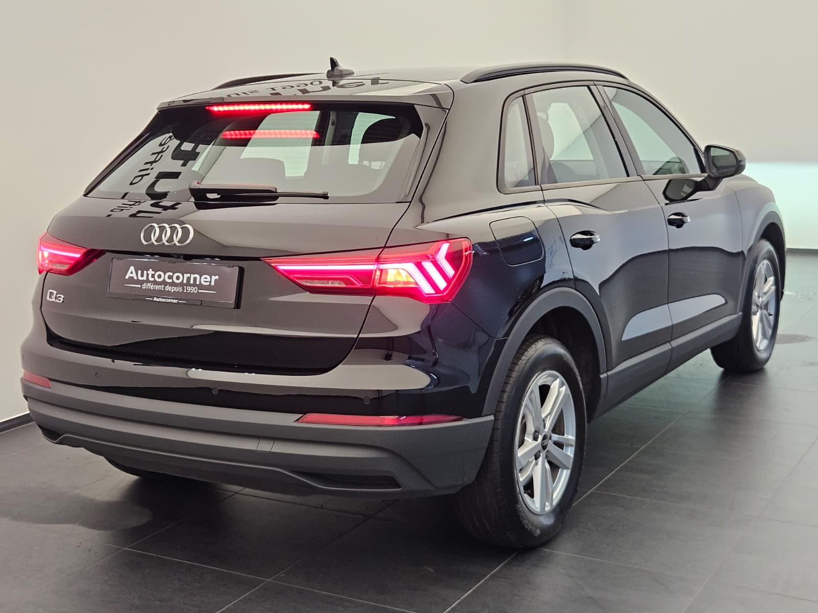 AUDI Q3 45 TFSI e S-tronic-image-6