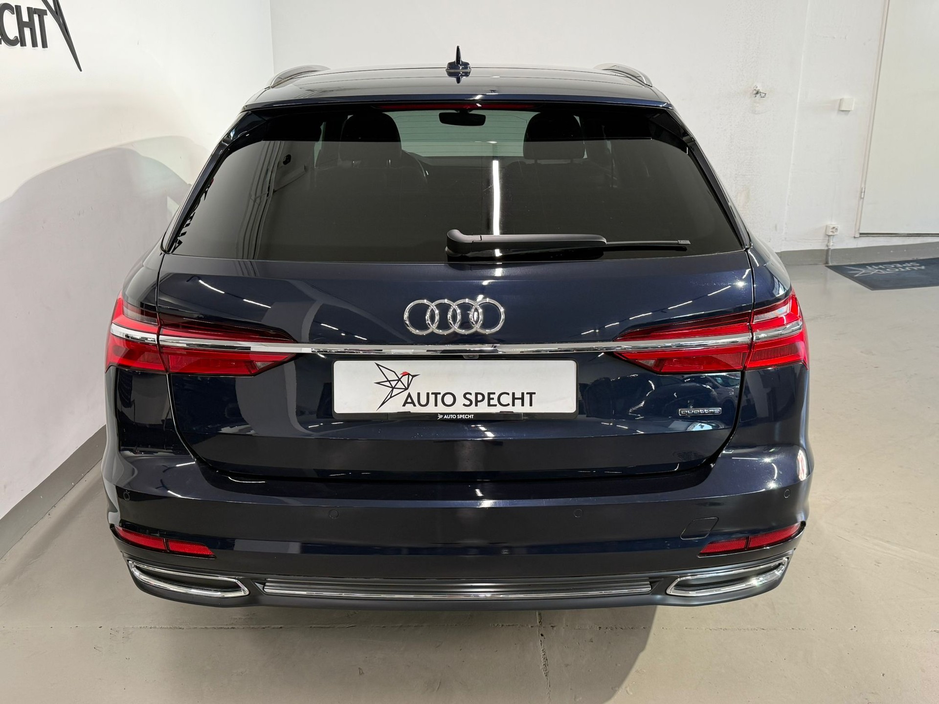 AUDI A6 Avant 55 TFSI Sport quattro S-tronic-image-4