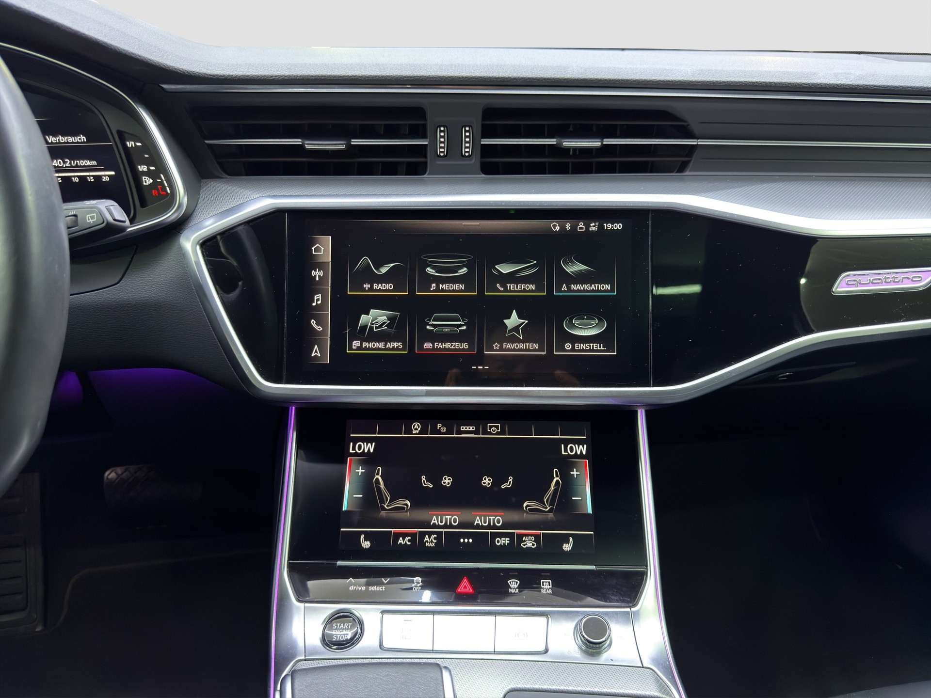 AUDI A6 Avant 55 TFSI Sport quattro S-tronic-image-8