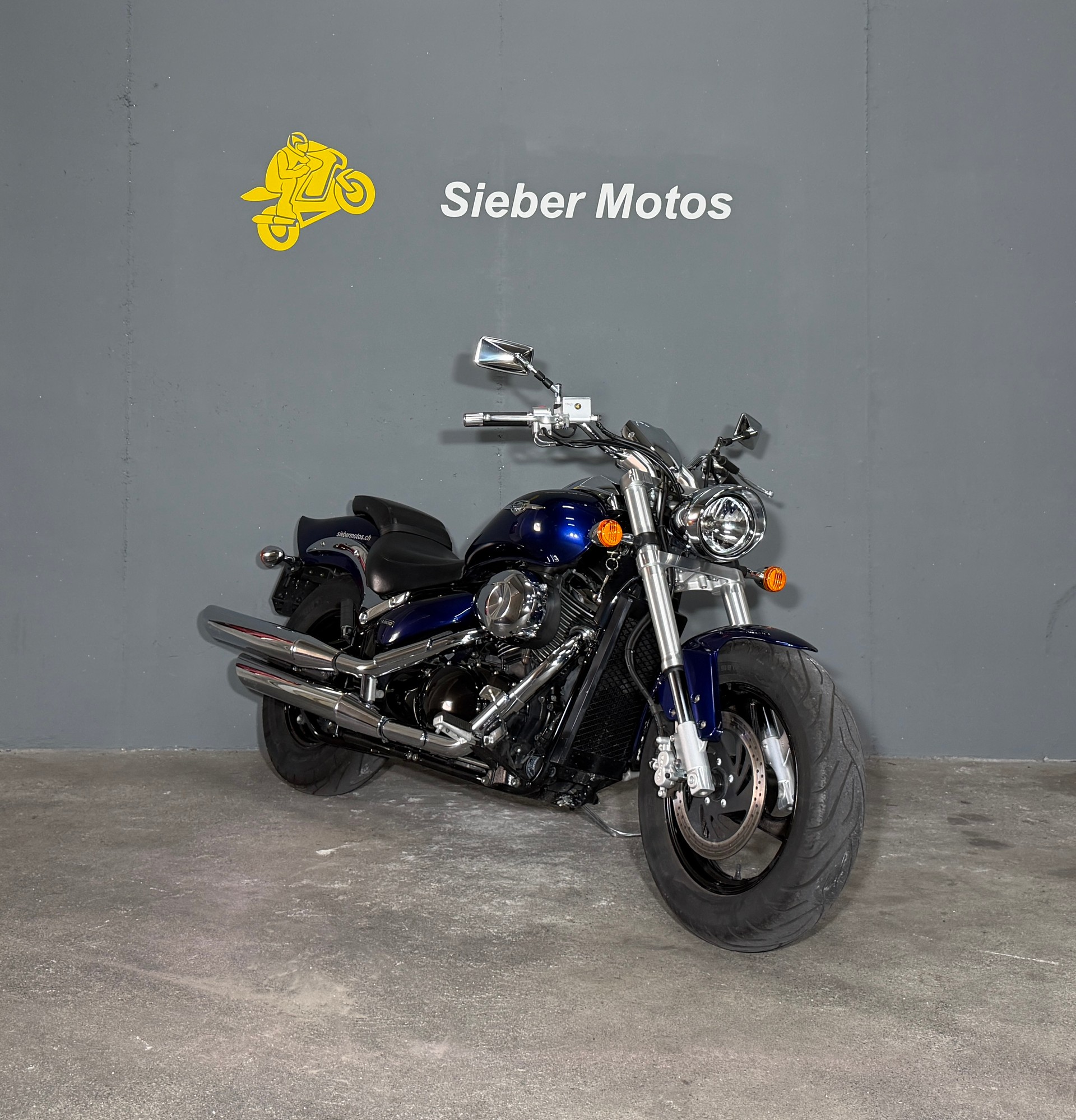 SUZUKI M 800 Intruder-showroom-element-1