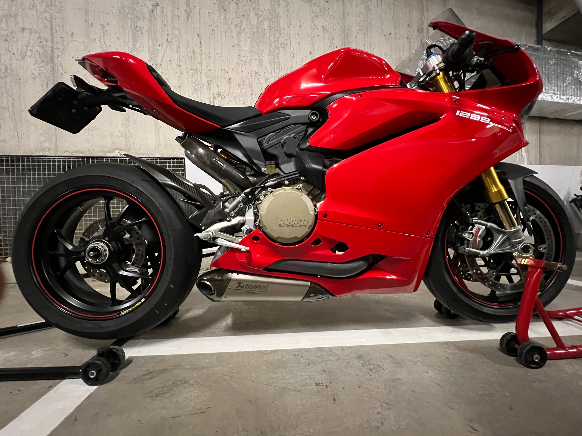 DUCATI 1299S Performance