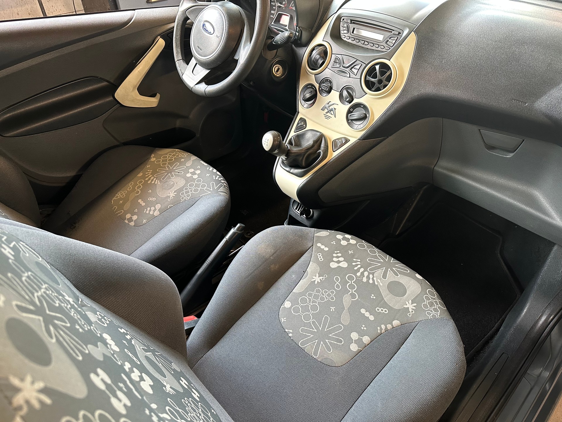 FORD KA 1.25 Ambiente-image-10