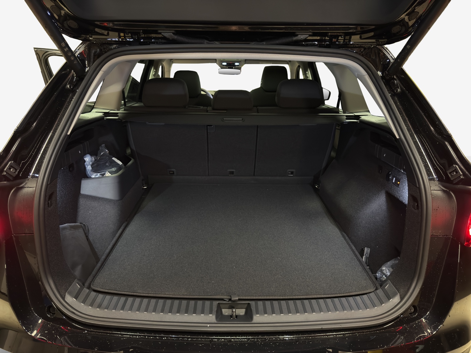 SKODA Kodiaq Dynamic-image-12
