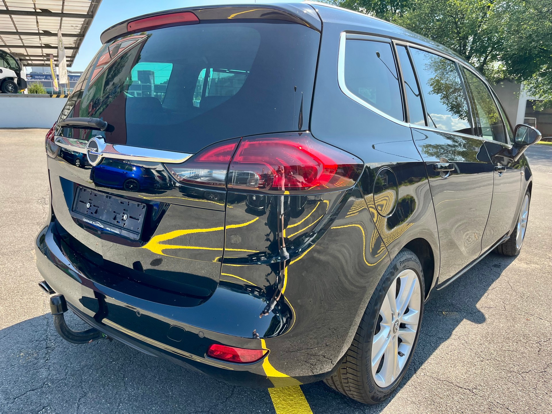 OPEL Zafira 1.6i Turbo Excellence Automatic*7 Plätzer*AHK 1800 Kg**-image-4