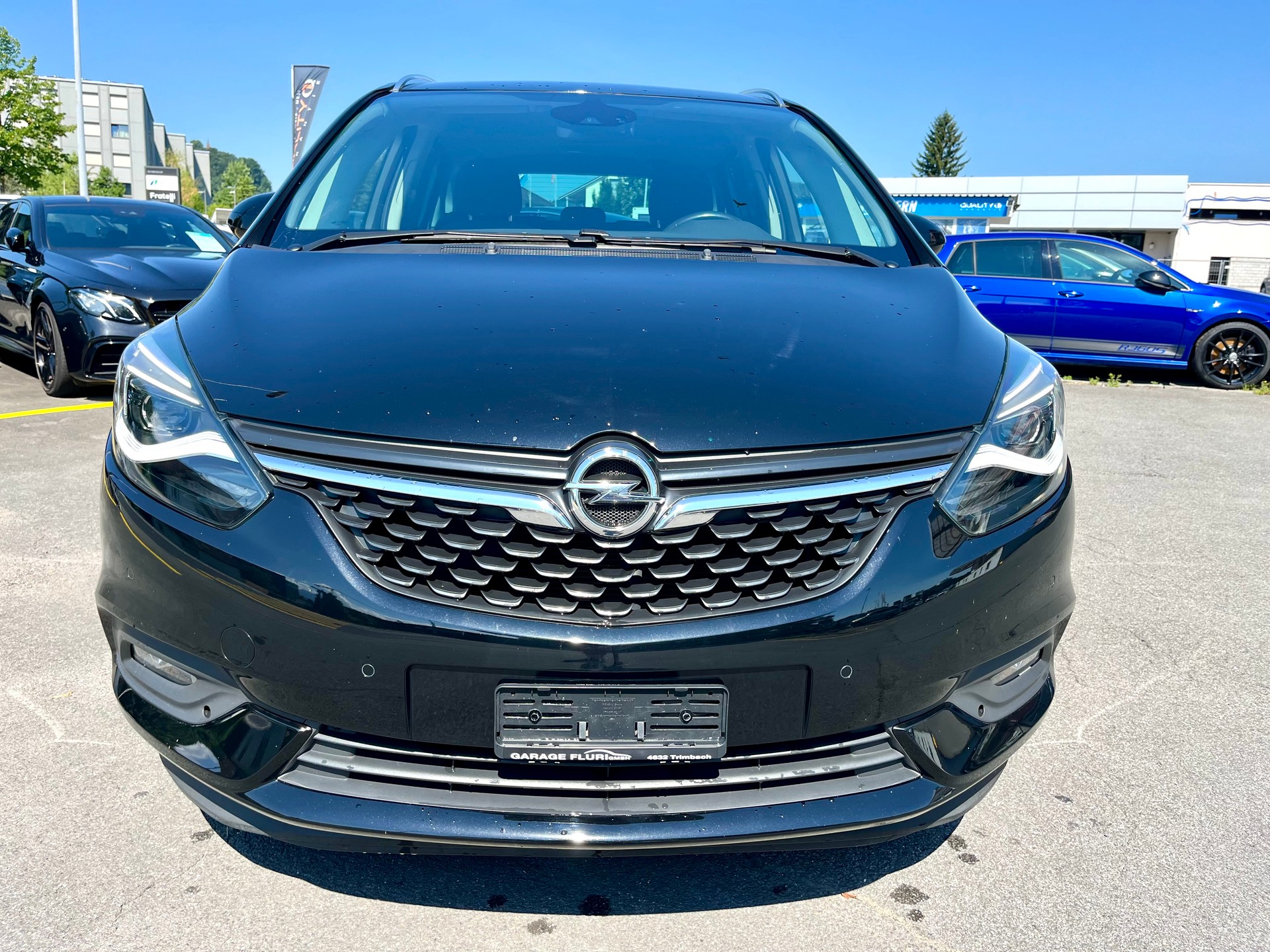 OPEL Zafira 1.6i Turbo Excellence Automatic*7 Plätzer*AHK 1800 Kg**-image-1
