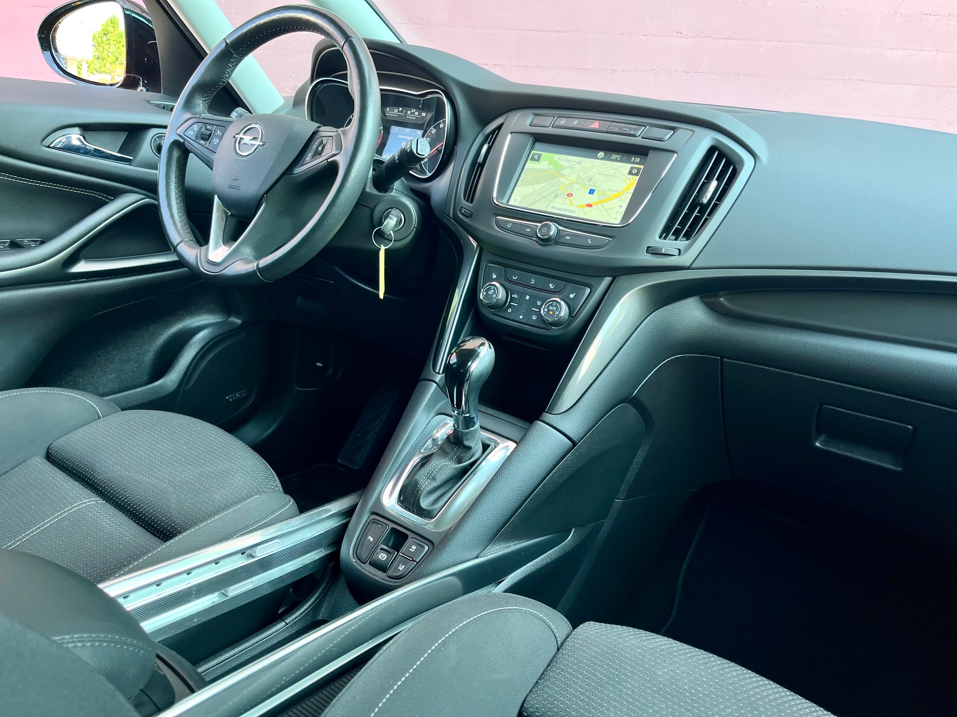 OPEL Zafira 1.6i Turbo Excellence Automatic*7 Plätzer*AHK 1800 Kg**-image-14